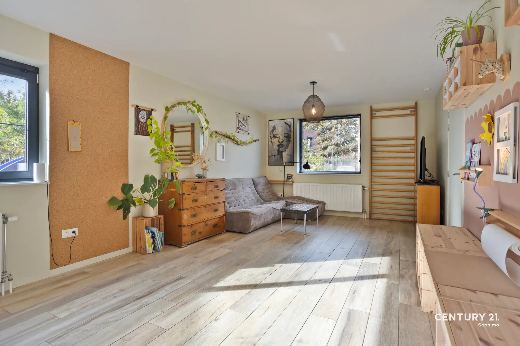 Recente, instapklare woning met 4 slaapkamers foto 4