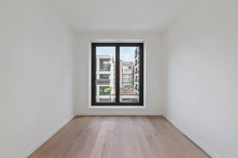 Modern nieuwbouwappartement te koop in Roeselare met gunstige oriëntatie foto 8