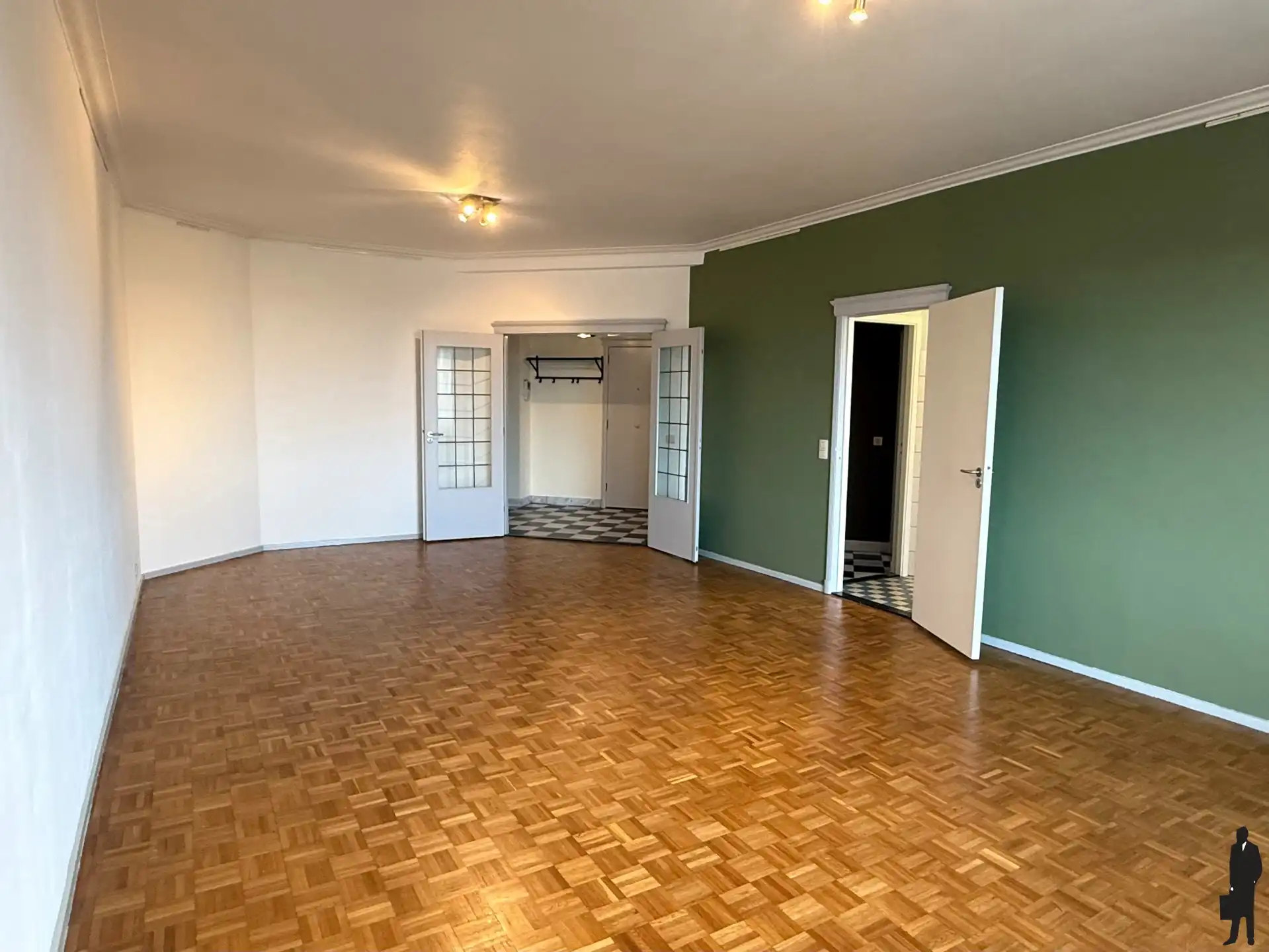 Zeer licht appartement op een absolute toplocatie. foto 3