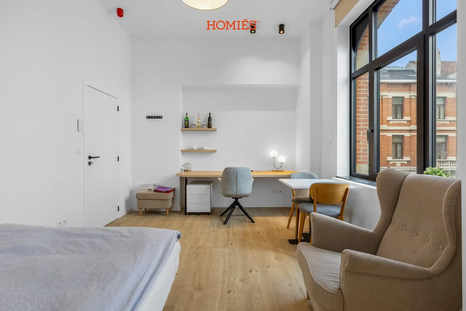 Prachtig studentengebouw met 16 units nabij Ladeuzeplein foto 3