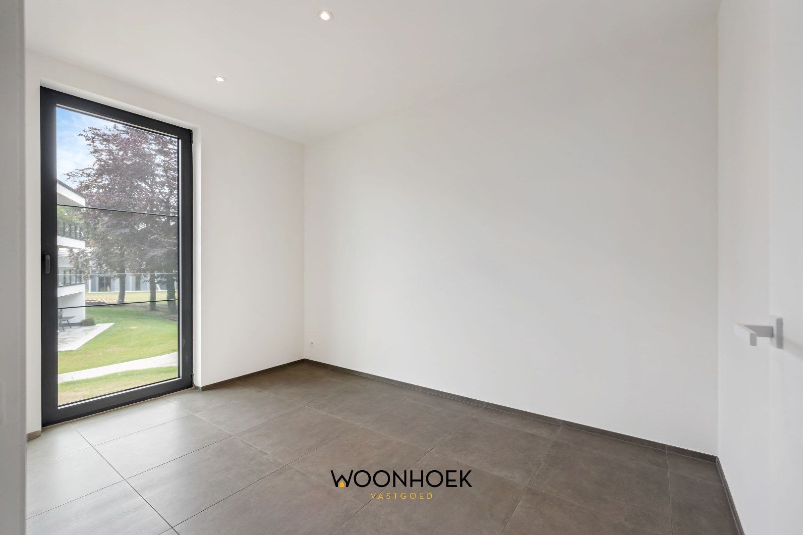 Luxueus 3-slpk nieuwbouwappartement OEVERPARK te Lokeren foto 24