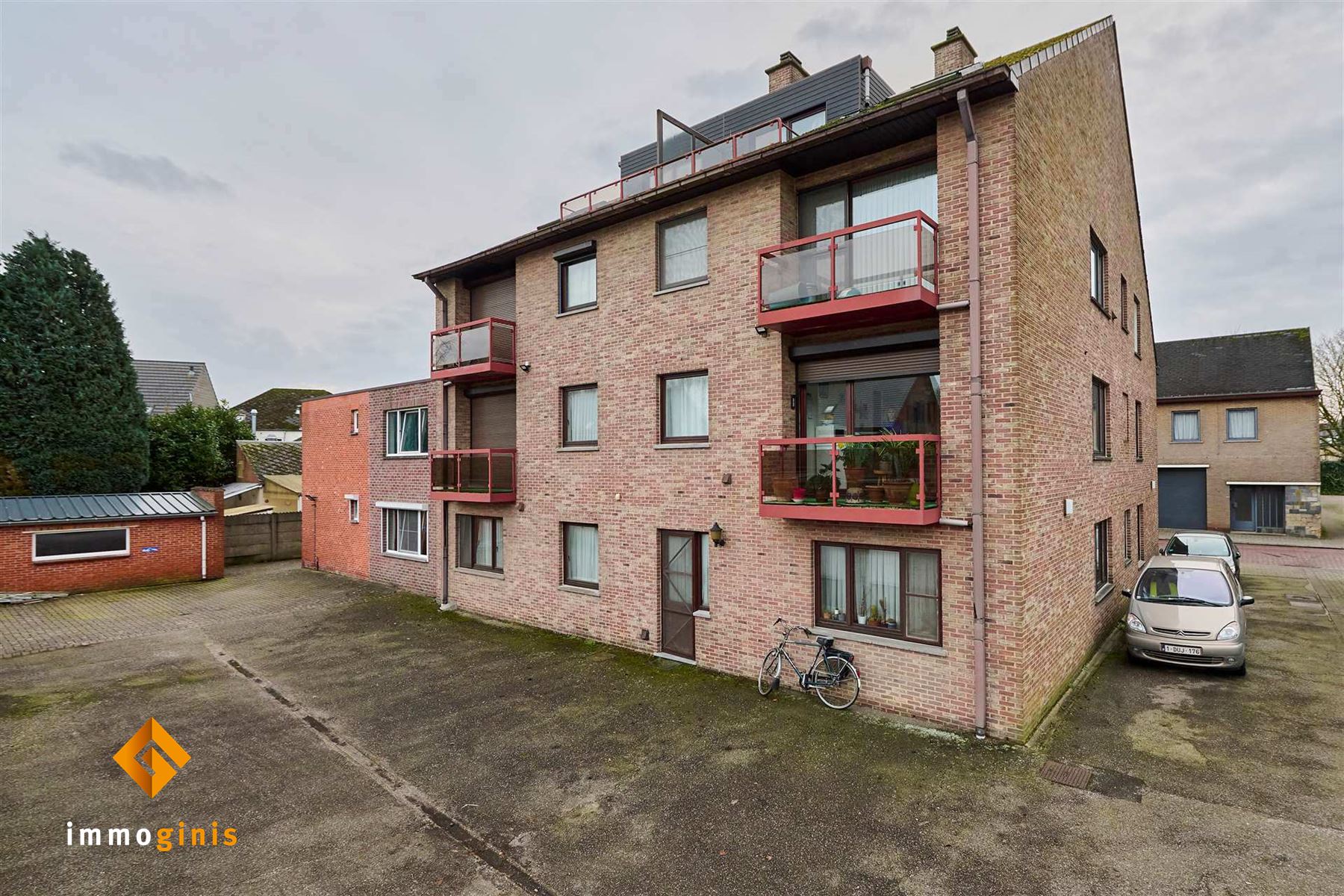 Instapklaar appartement met 2 (mogelijk 3) slaapkamers op wandelafstand van Neerpelt centrum. foto 14