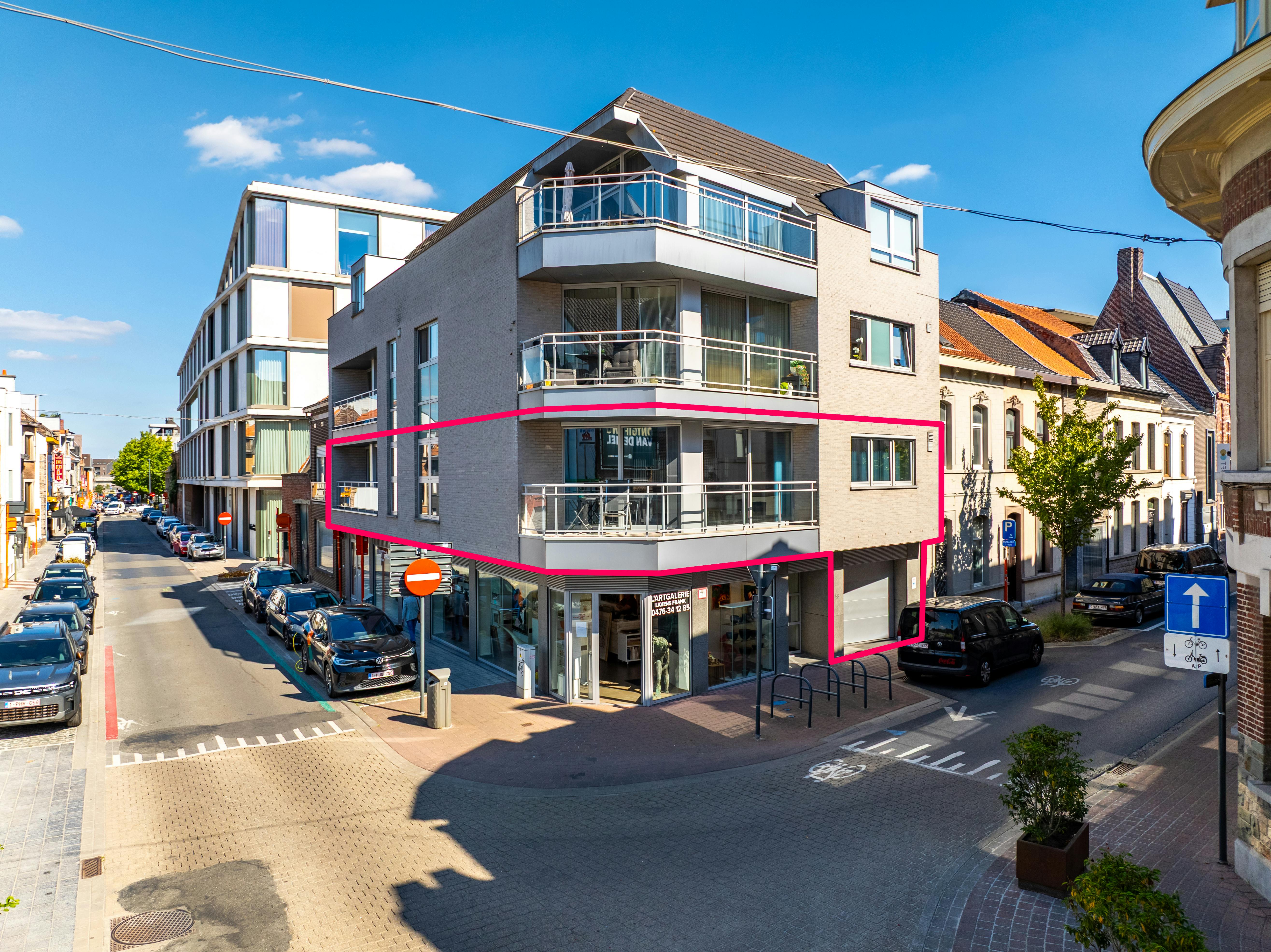 Instapklaar appartement in het centrum van Roeselare foto 17