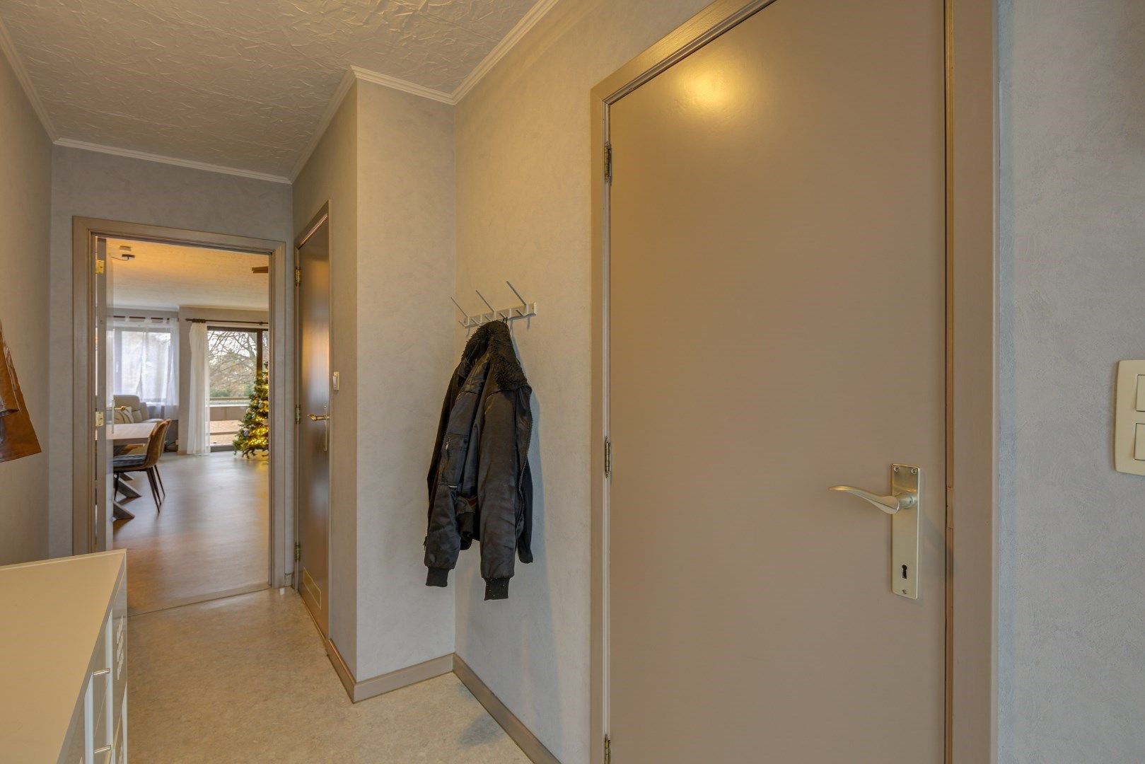 IN OPTIE ---- Instapklaar appartement met 3 slaapkamers te koop! foto 5