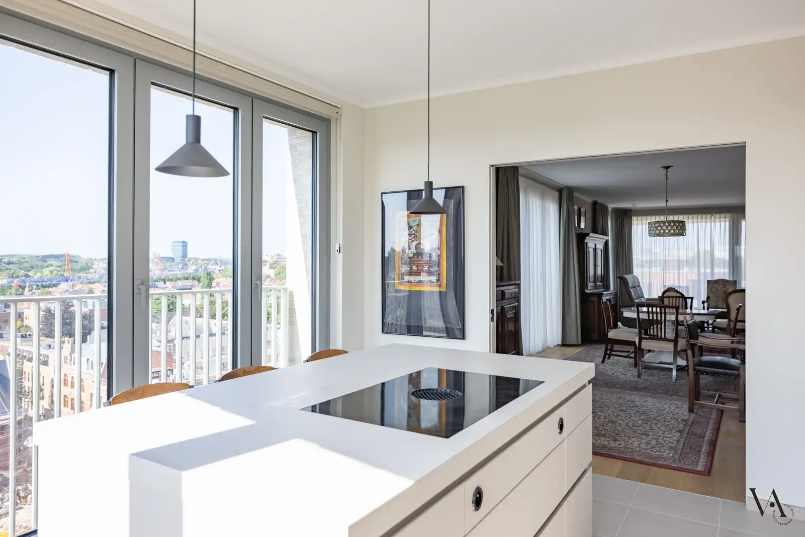 Bemeubeld nieuwbouwappartement op de negende verdieping met ruim terras en prachtig uitzicht – korte termijn verhuur foto 5