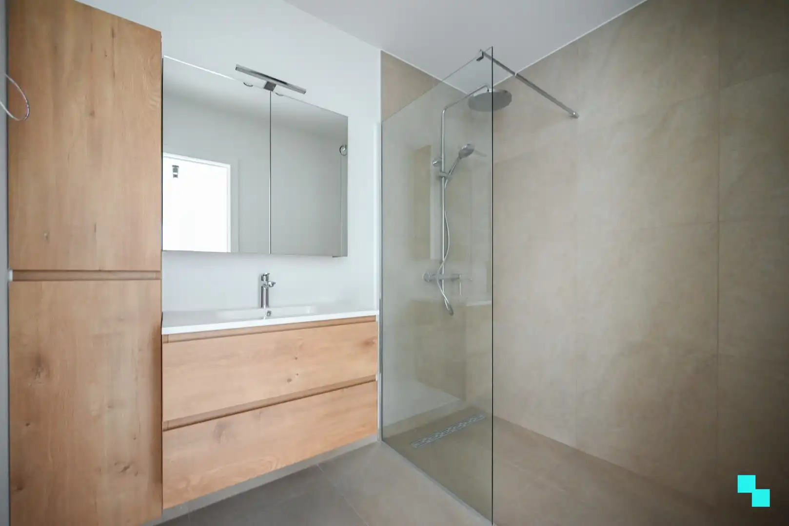 Energiezuinig tweeslaapkamer appartement met tuin te Izegem foto 23