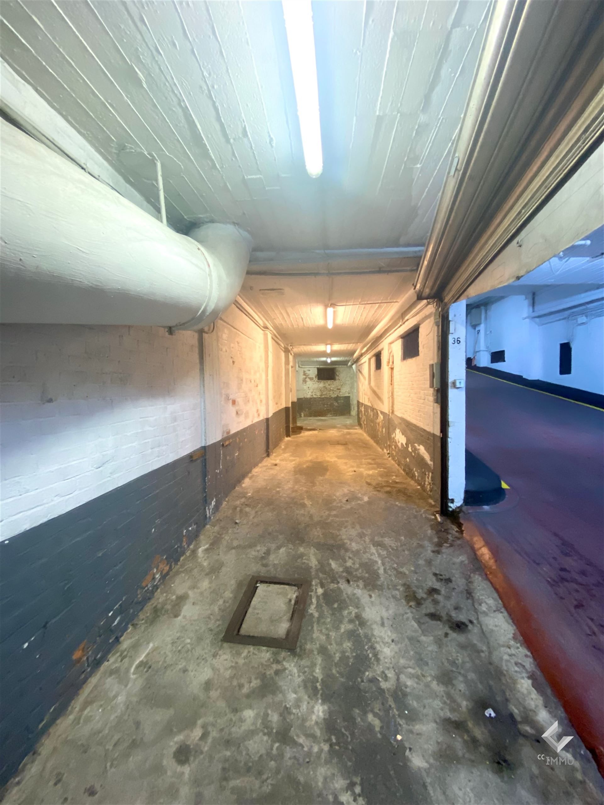 IN OPTIE: Opslagruimte met elektrische poort in hartje Antwerpen! foto 5