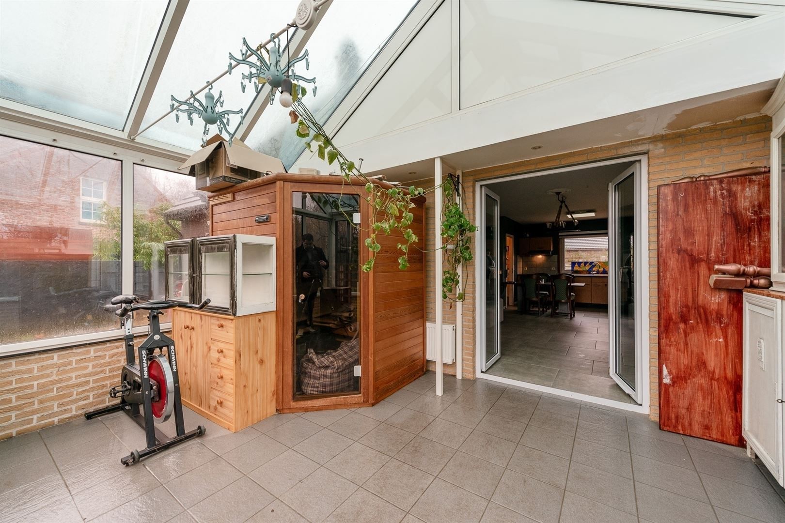 Vrijstaande woning met grote tuin foto 17