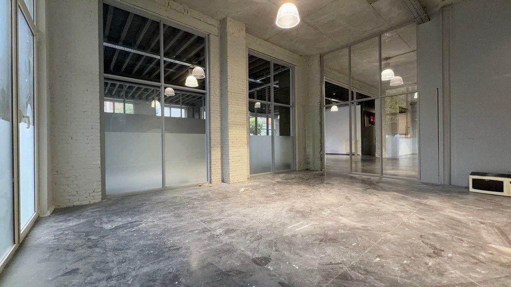 Instapklaar kantoor te huur in wijk Zurenborg te Antwerpen foto 12