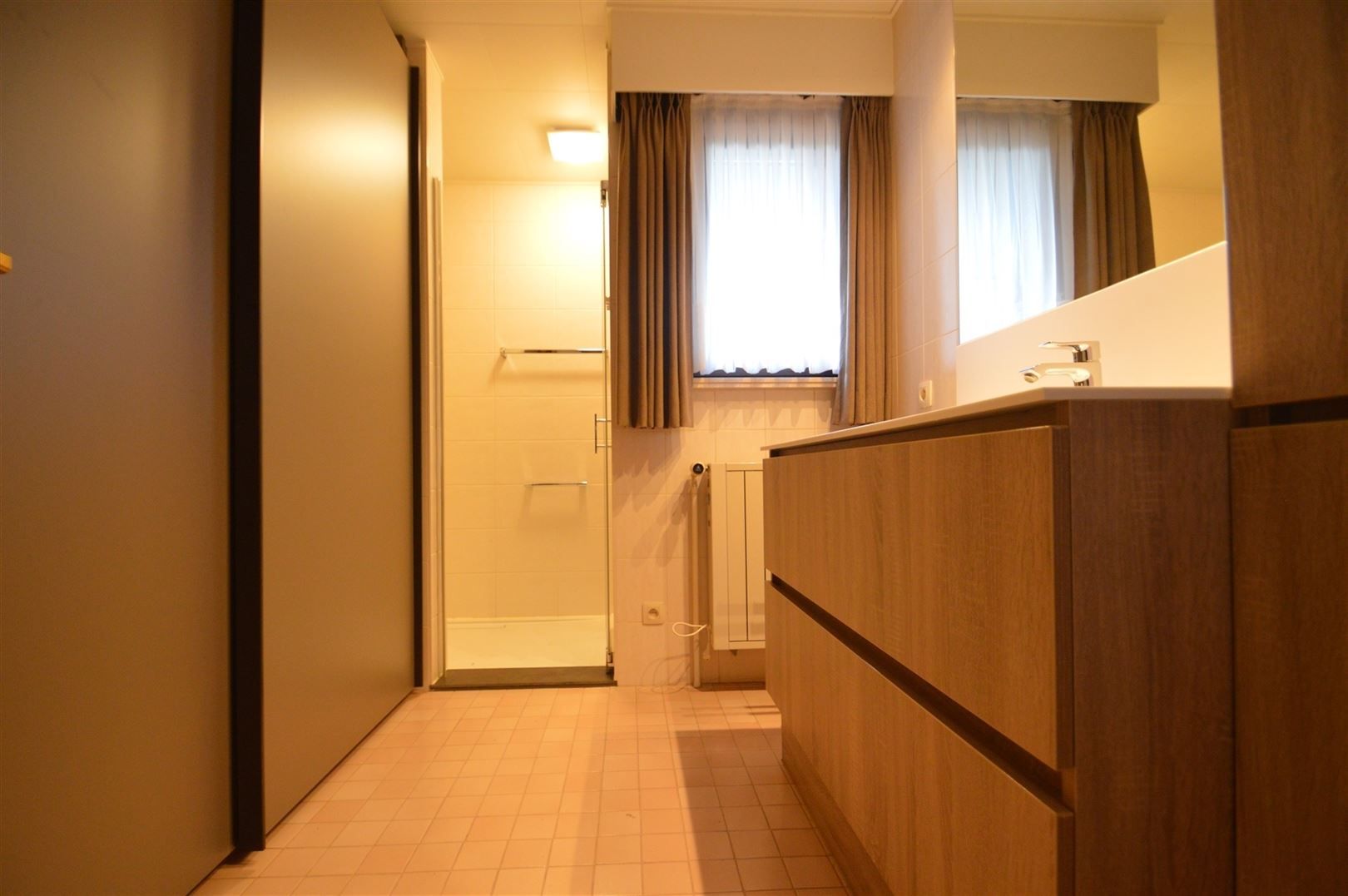 Zeer rustig gelegen woning type open bebouwing met mooie tuin foto 14