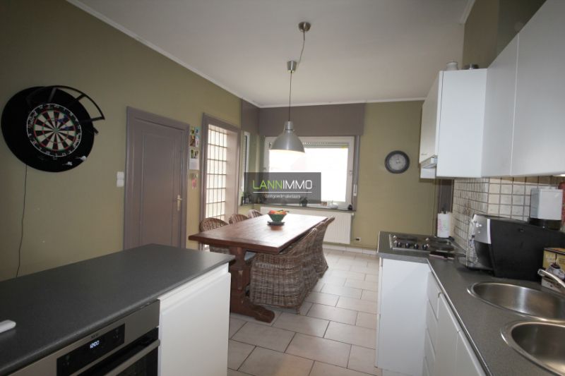 Ruime woning met weide en boomgaard foto 7