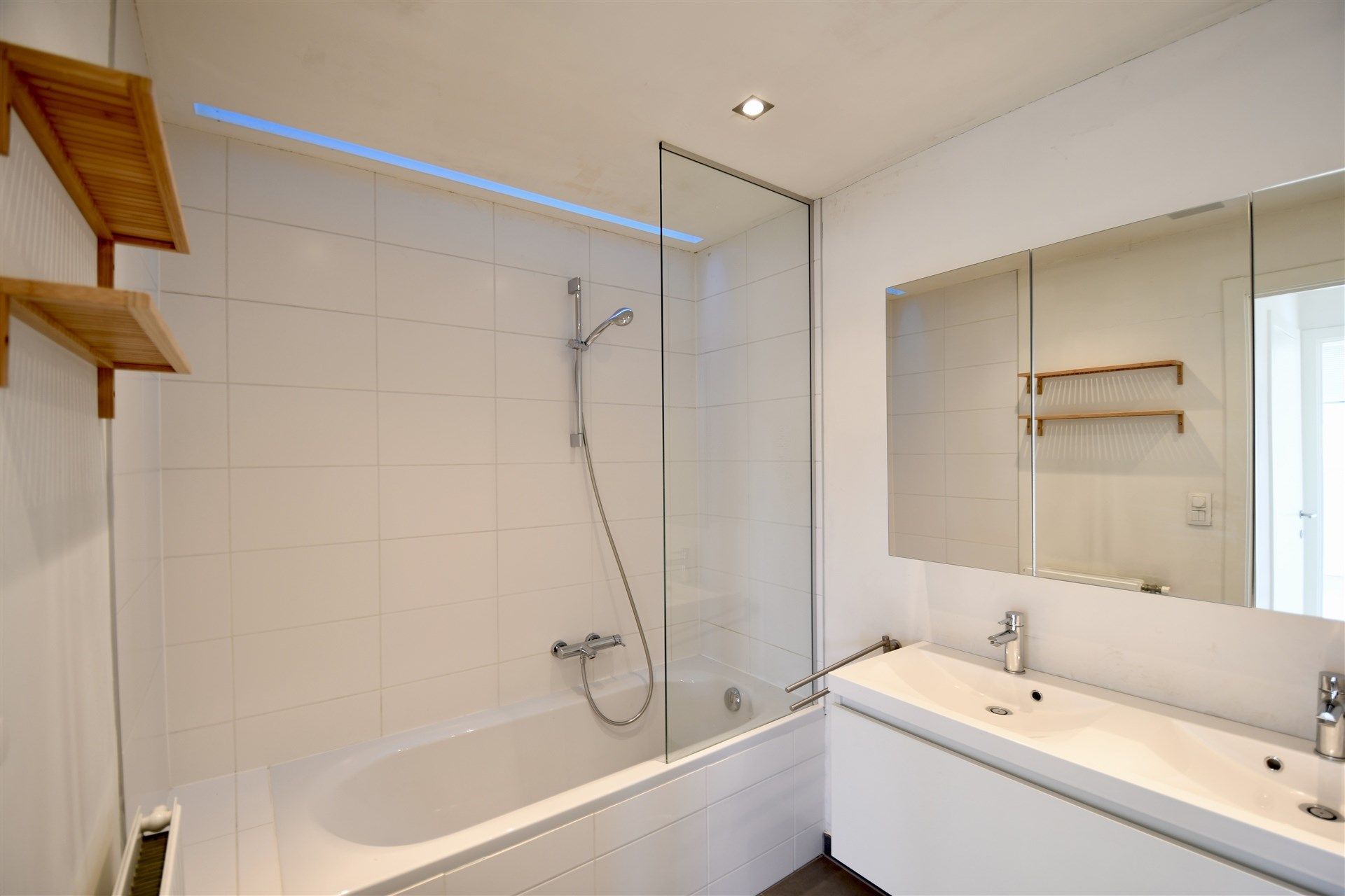 Instapklaar appartement met twee slaapkamers in Sint-Niklaas foto 13