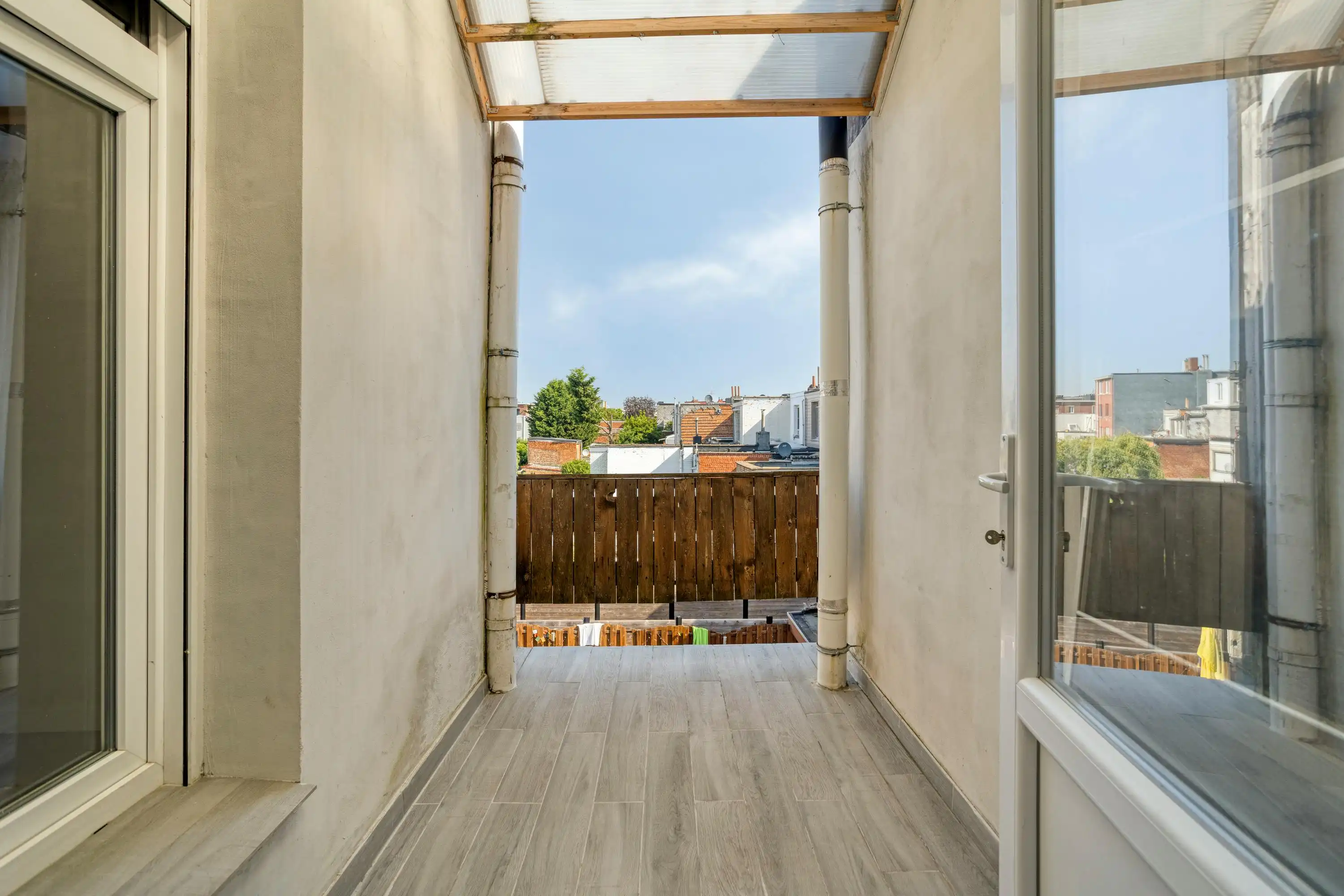 Huis met twee slaapkamers en terras te koop in Deurne! foto 15