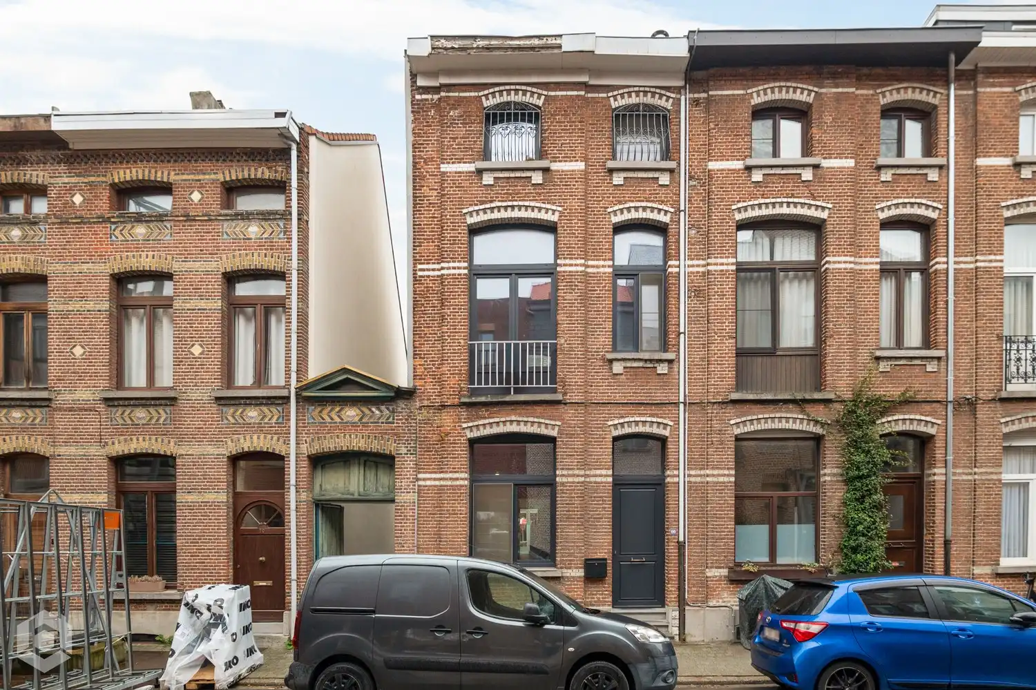 Ruime woning met 3 slpkrs te Mechelen foto {{pictureIndex}}