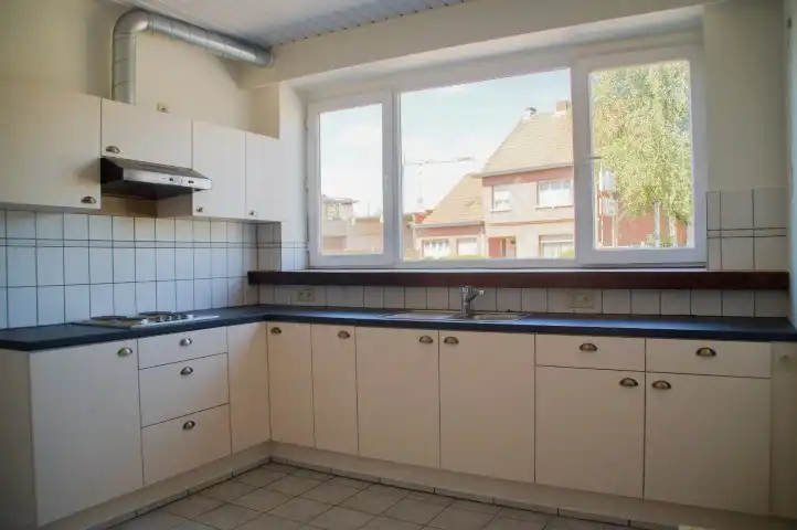Woning met 3 slaapkamers in OLV-Olen! foto 5