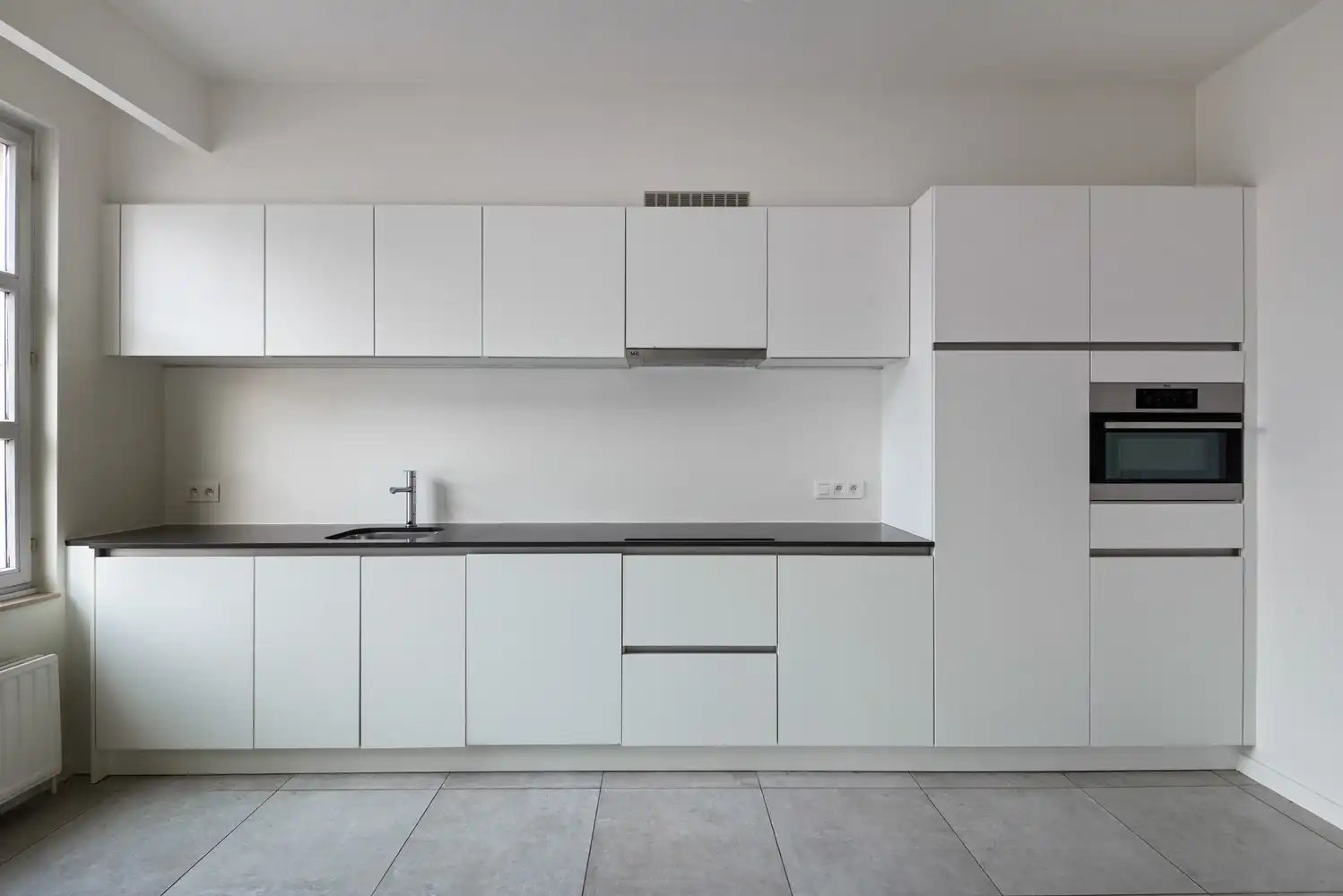 Lichtrijk, instapklaar appartement met 2 slaapkamers nabij het Zimmerplein in Lier! foto 8