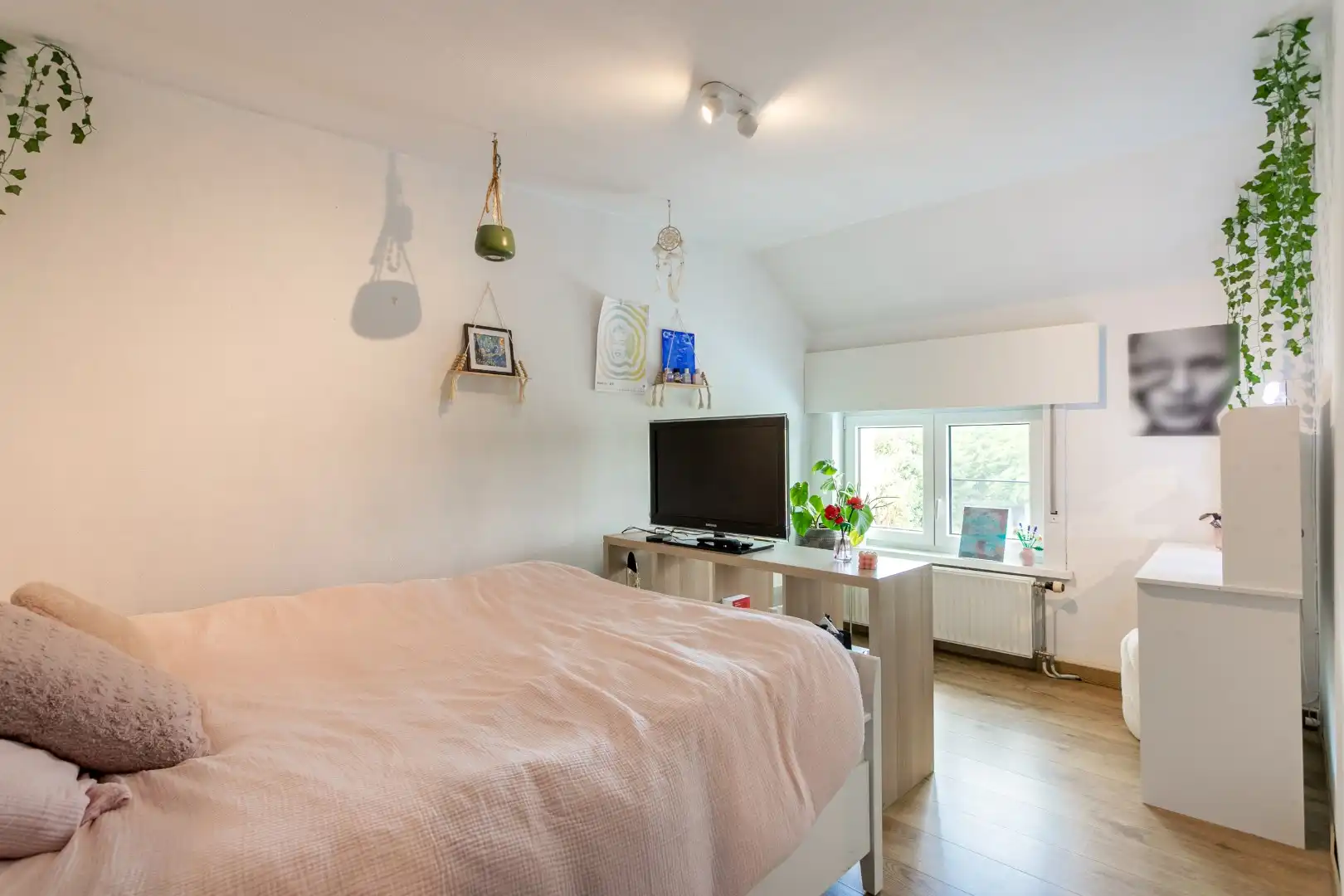 Gerenoveerde 3-gevelwoning met tuin en 4 slaapkamers te Sint-Genesius-Rode foto 18