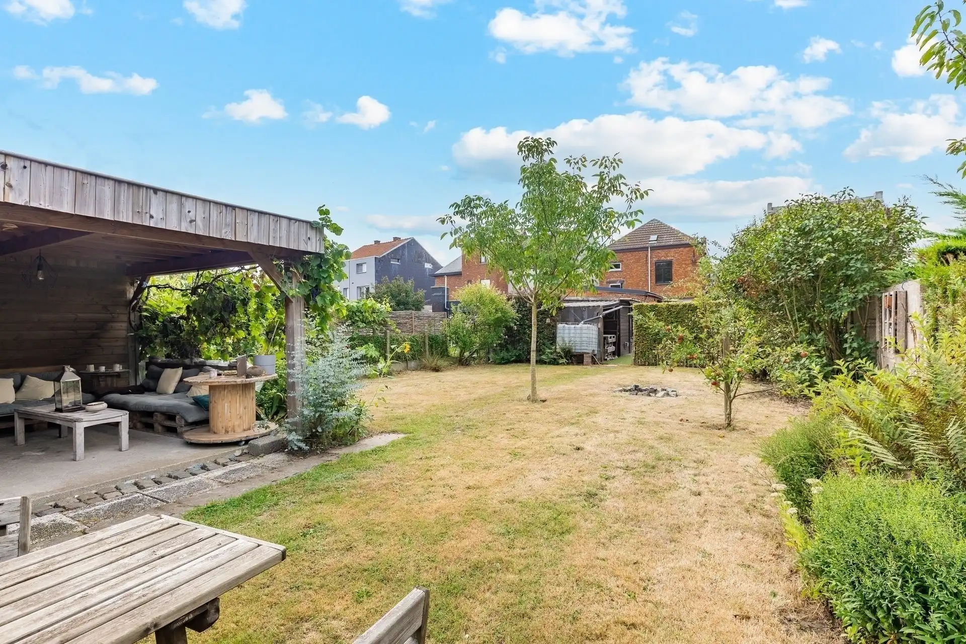 Interessante woning met prachtige tuin in Wichelen. foto 26