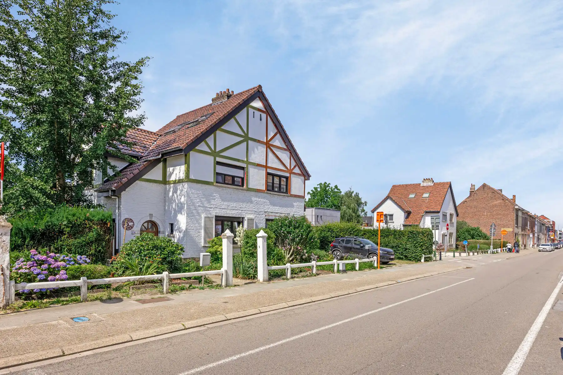 Halfopen woning met tuin & parking in Halle | EPC D foto 18