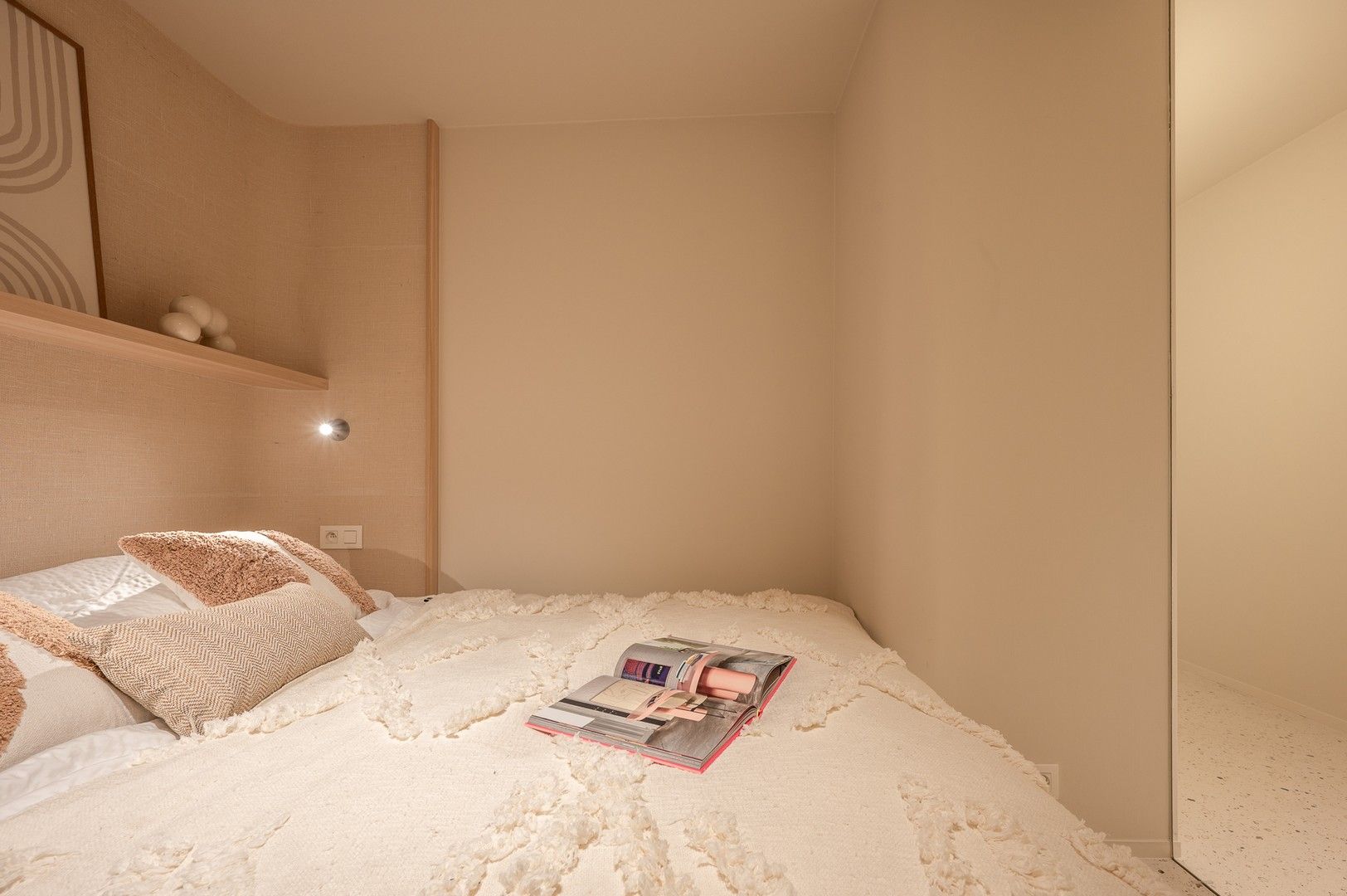Fantastisch gerenoveerd appartement met adembenemend zeezicht op de zeedijk. foto 16