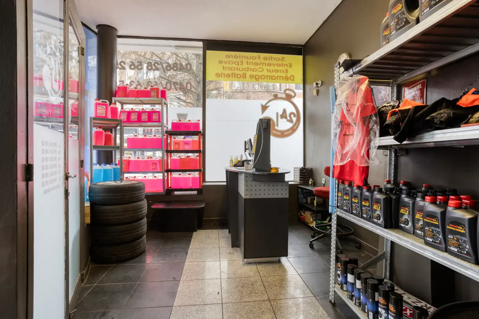 immo DAVID stelt voor: garage met commerciële ruimte foto 4
