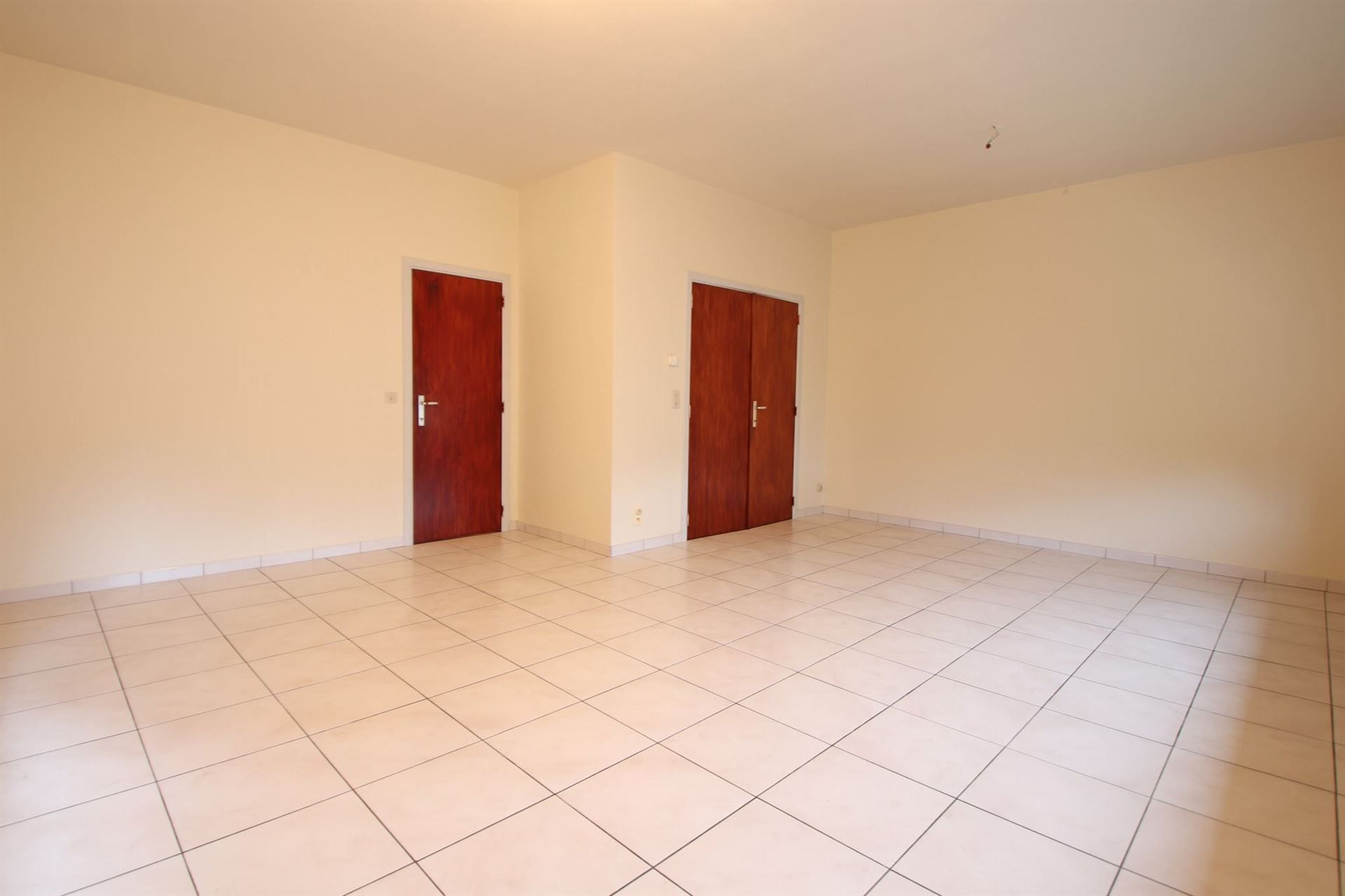 Ruim appartement foto 4
