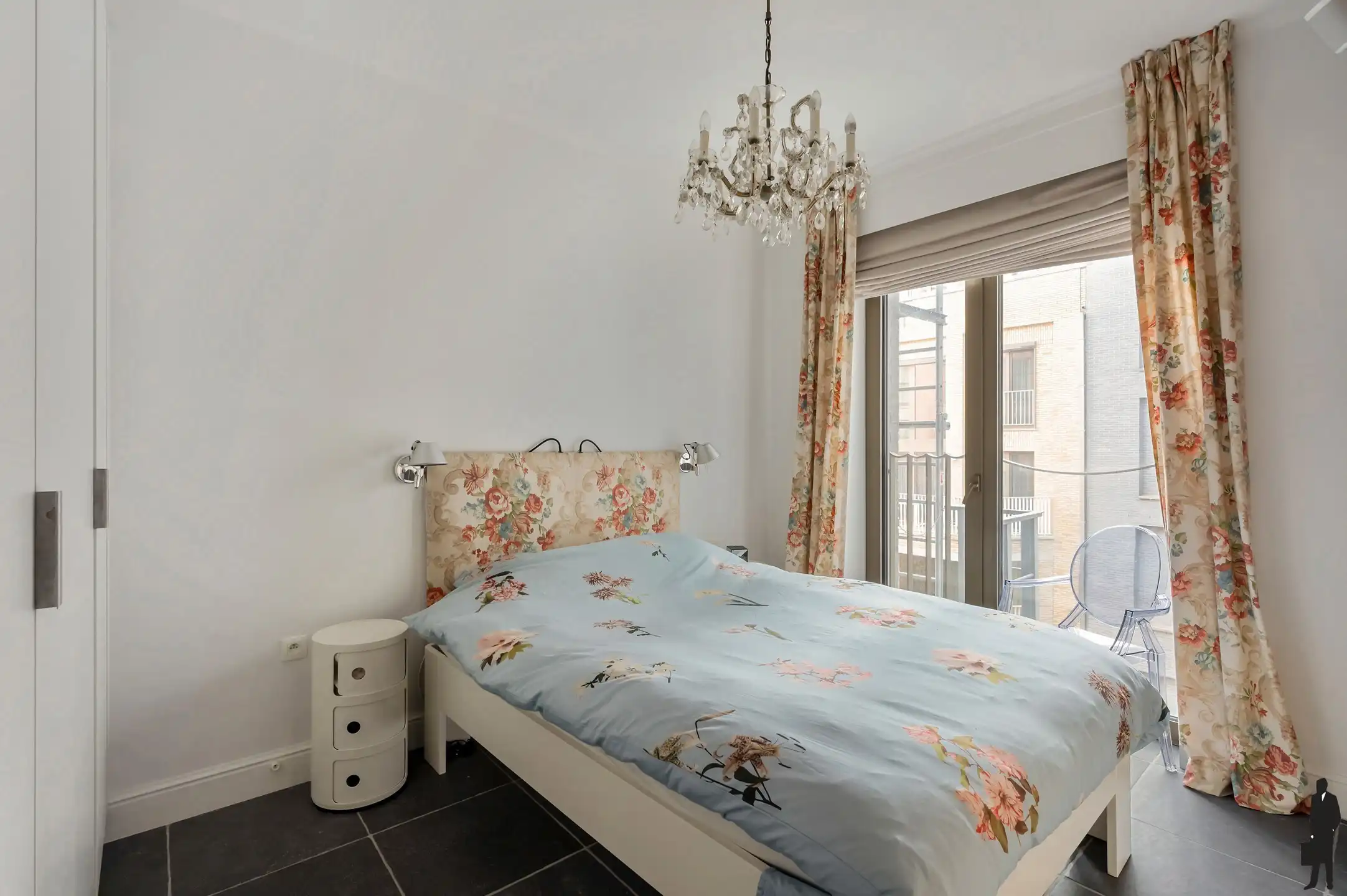 Lichtrijk BEN-appartement met open waterzicht in London Residence foto 11