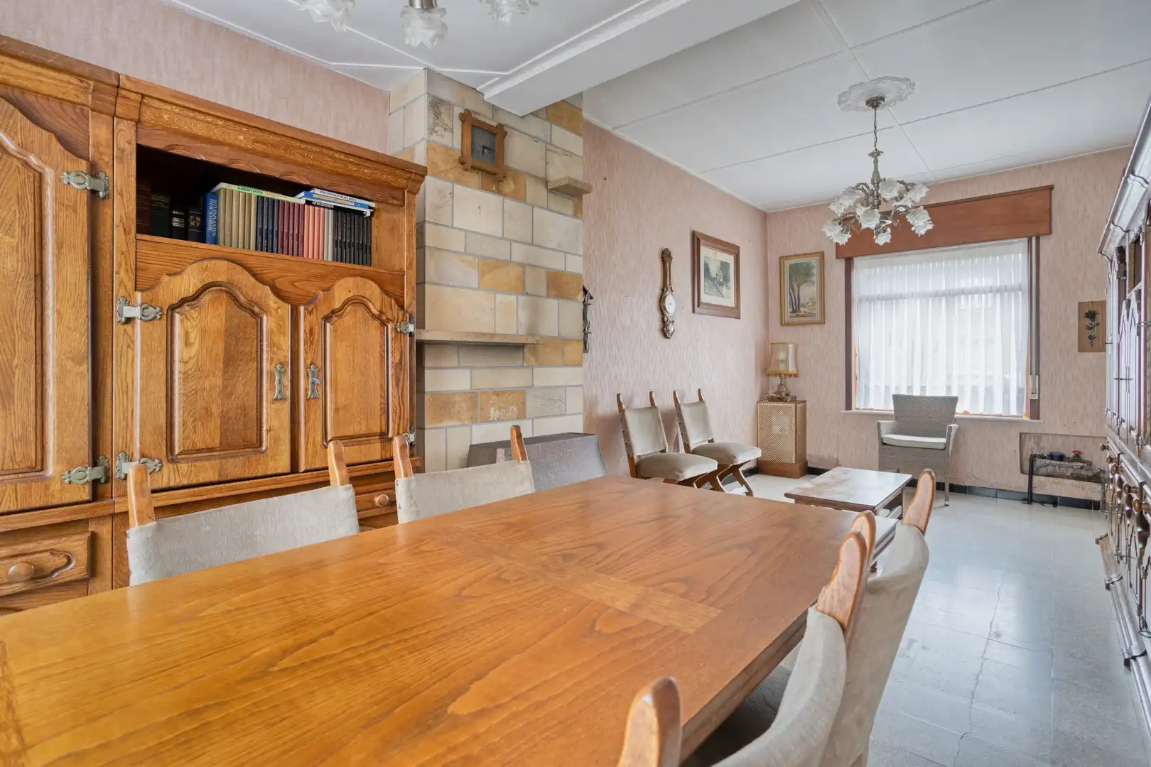 Rustig gelegen renovatiewoning, met 4 slaapkamers en een bewoonbare oppervlakte van 164 m² foto 5
