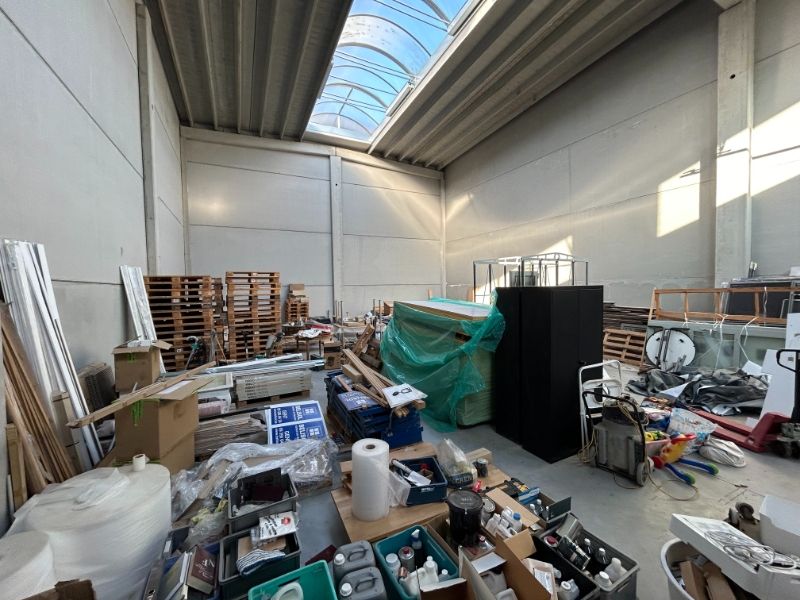 Recent magazijn van 216 m² op toplocatie in Sluis Eke foto 3