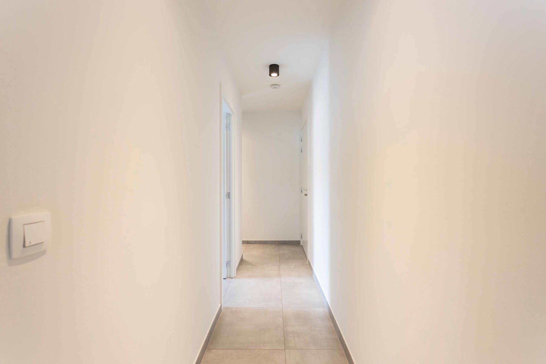 Comfortabel en Licht Appartement op toplocatie foto 4