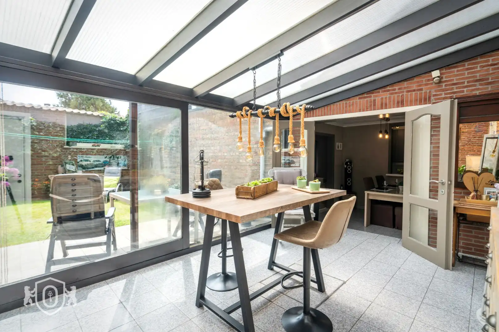 Woning met garage & handelsruimte foto 13