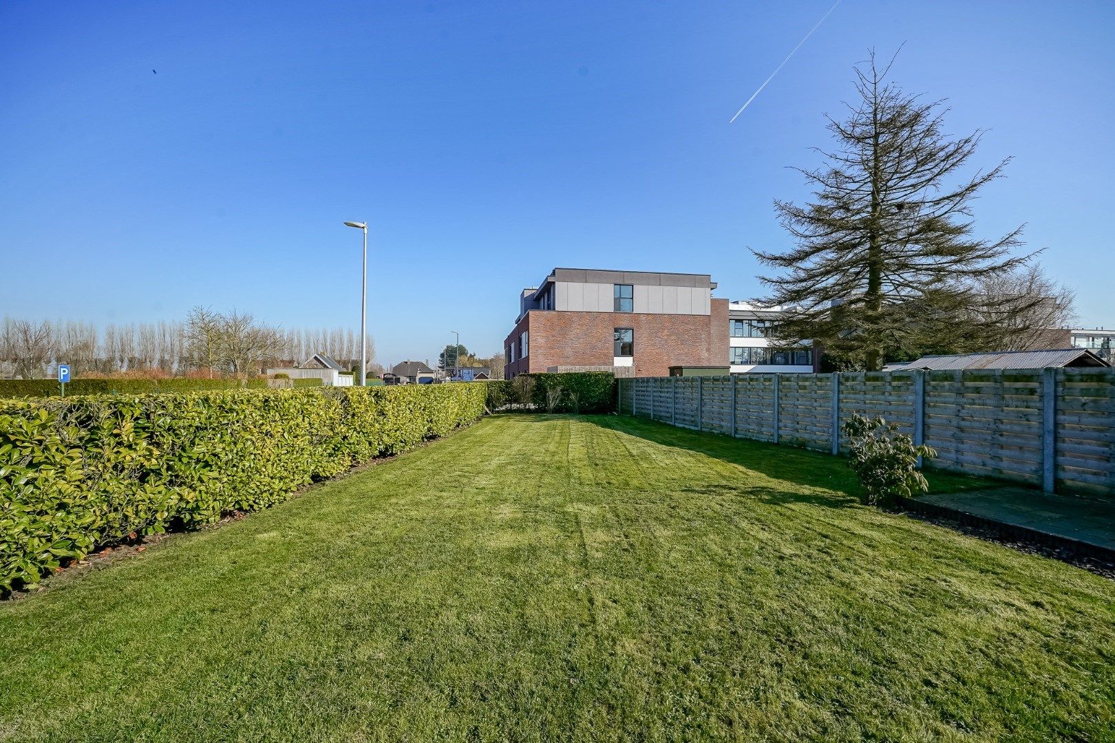 Ruime halfopen woning te koop in Oudenburg foto 9