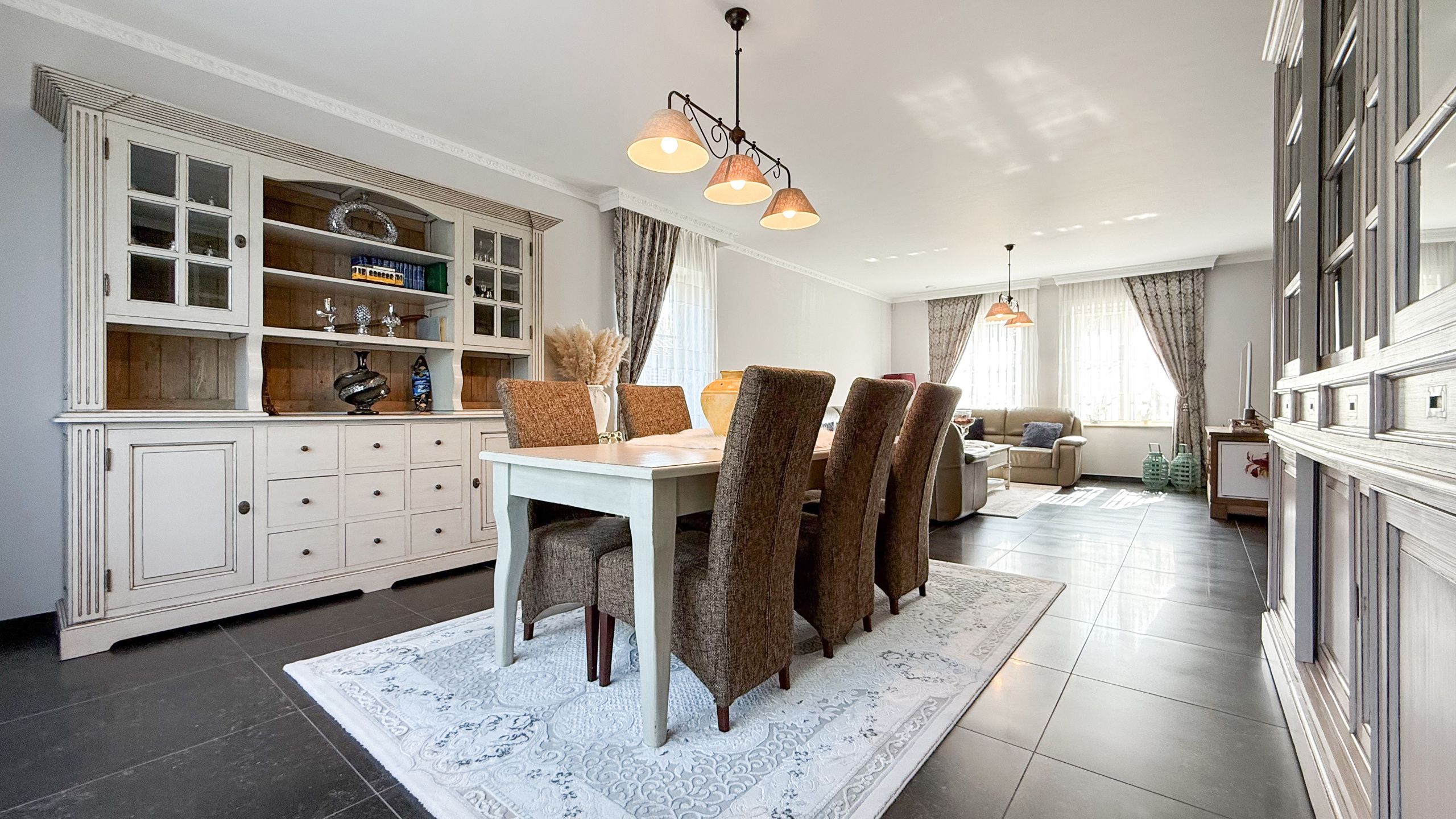 Karaktervolle nieuwbouw villa met 6slpks te Houthalen! foto 6