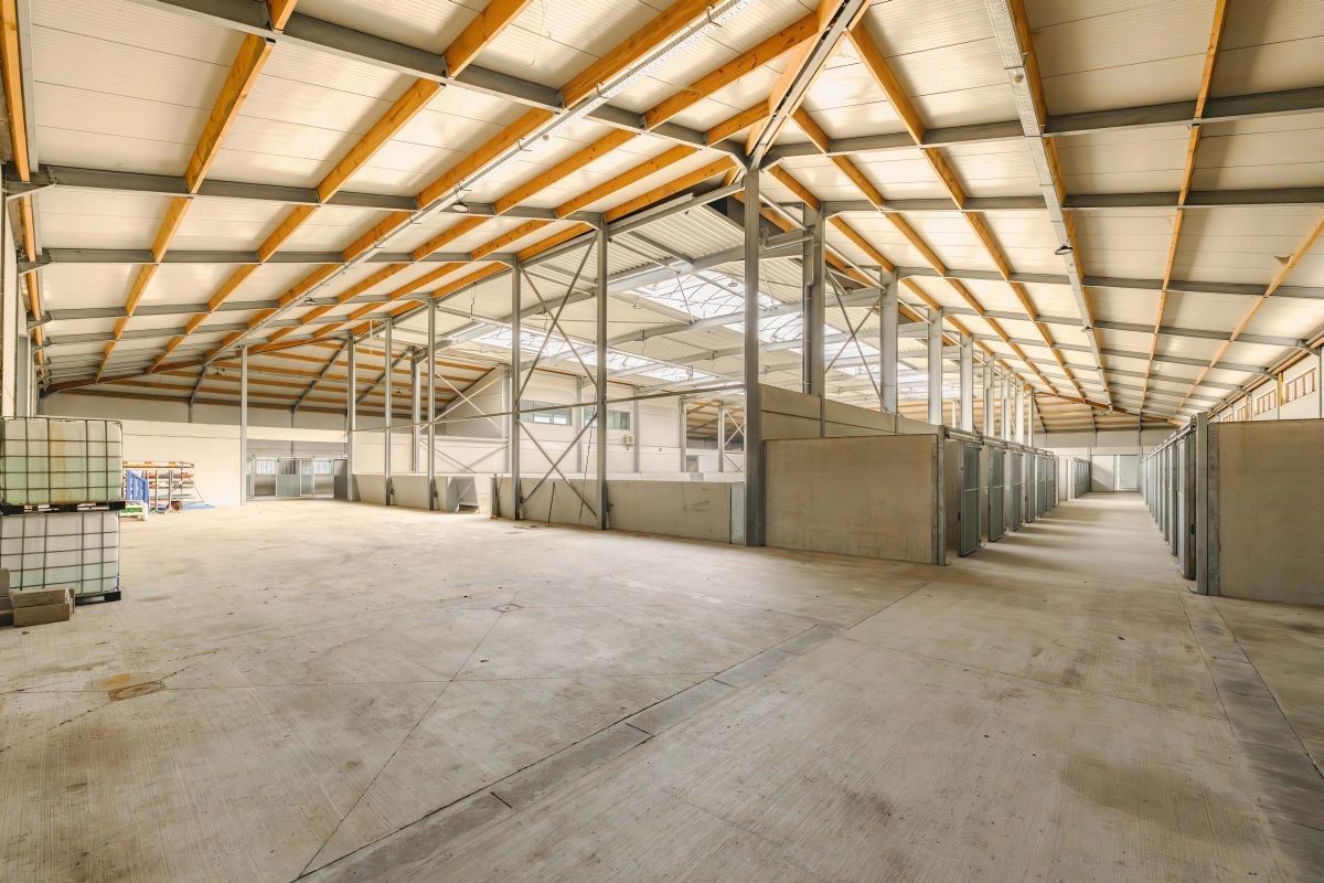 Hippisch complex te koop te Oudenburg dicht bij de kust foto 13