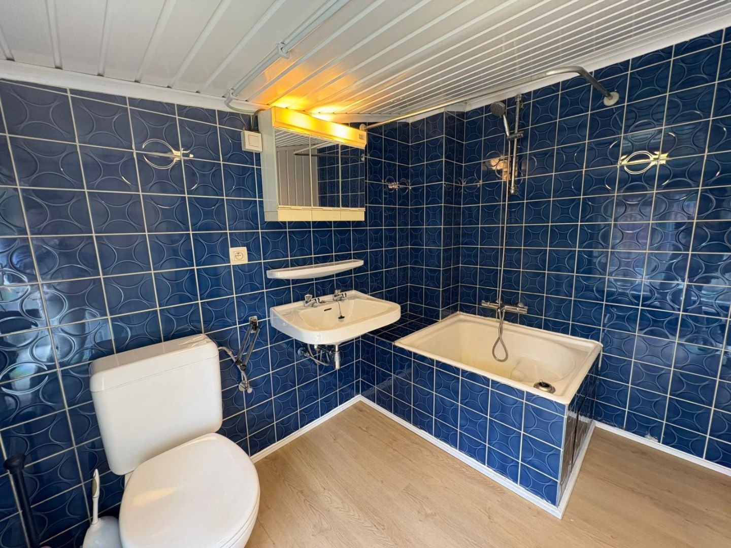 Woning met 2 slaapkamers en garage te Koekelare  foto 17