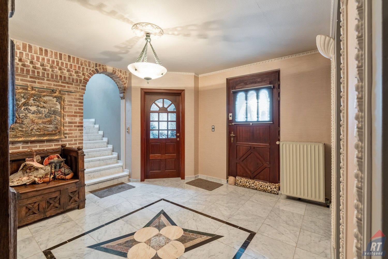 Exclusieve Spaanse villa met karakter en ruimte midden in het groen foto 15