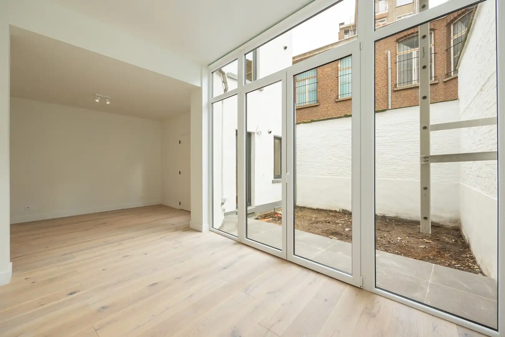 APPARTEMENT MET TUIN foto 4