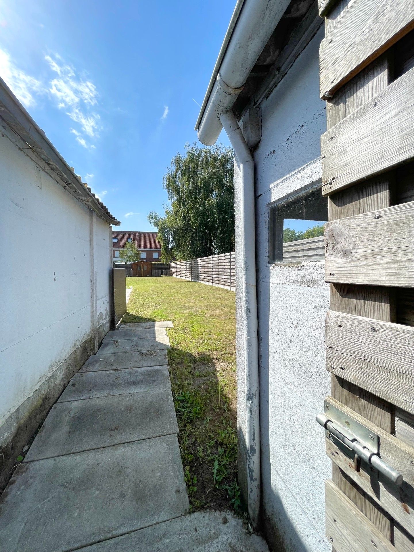 WONING MET TUIN & GARAGE op 433 m² foto 25