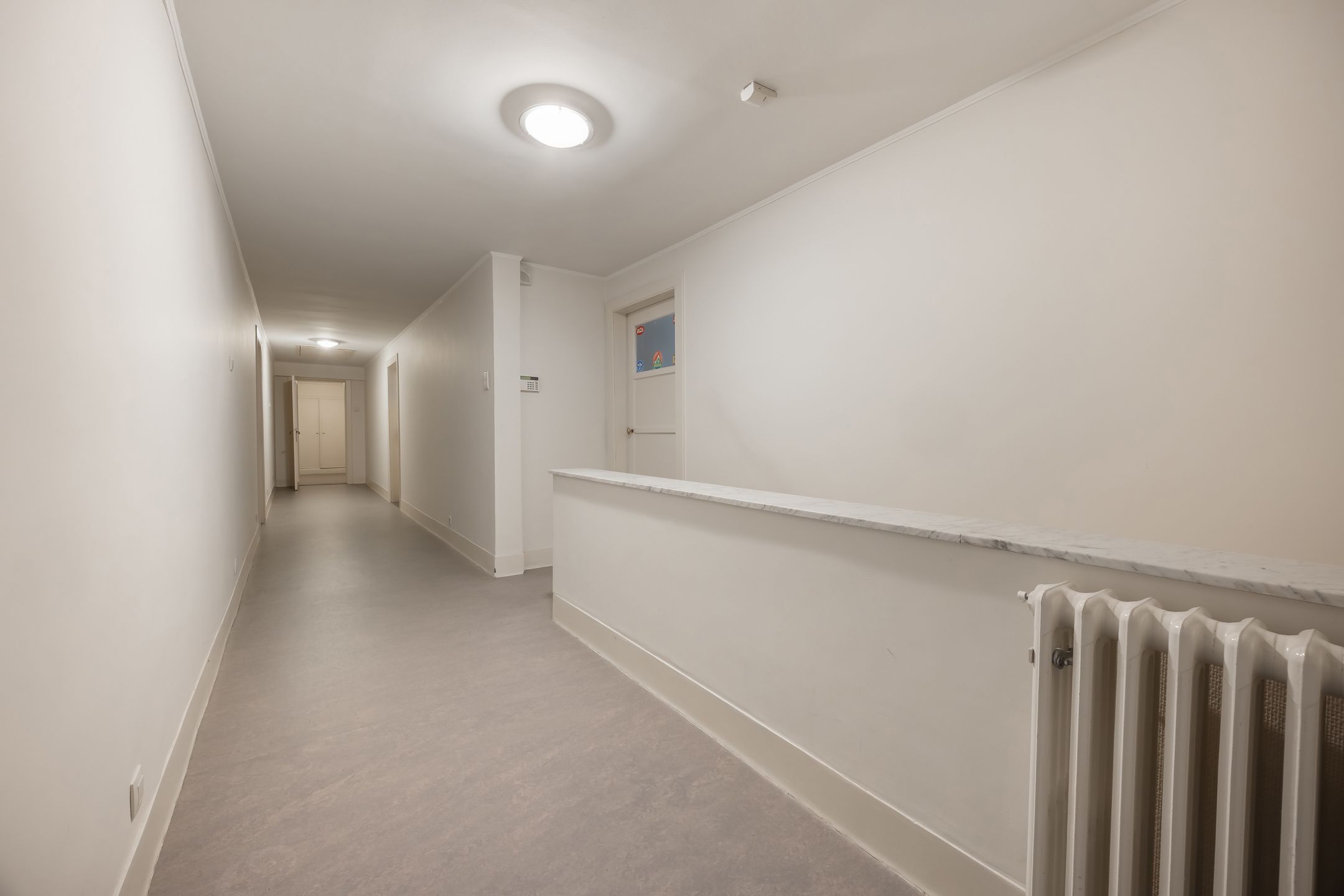 Stijlvolle villa met zwembad en uitzonderlijk potentieel foto 14