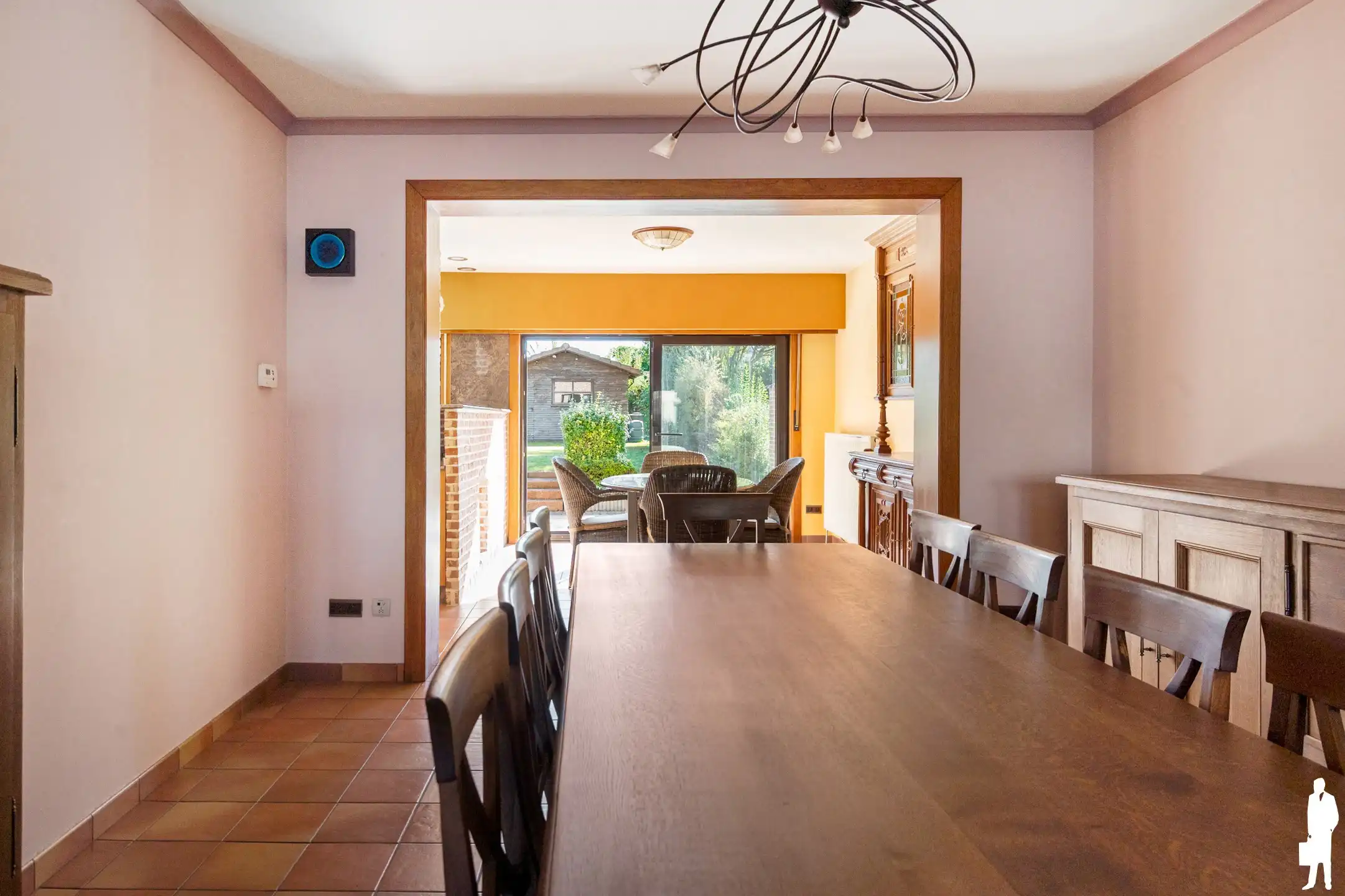 Te renoveren woning met zuid tuin in doodlopende straat foto 6