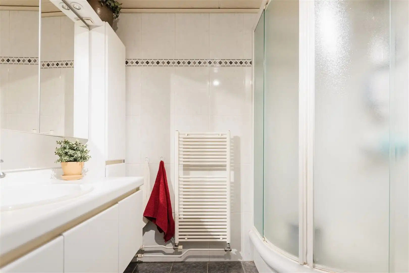 Gezellig wonen nabij het centrum van Schoten foto 12