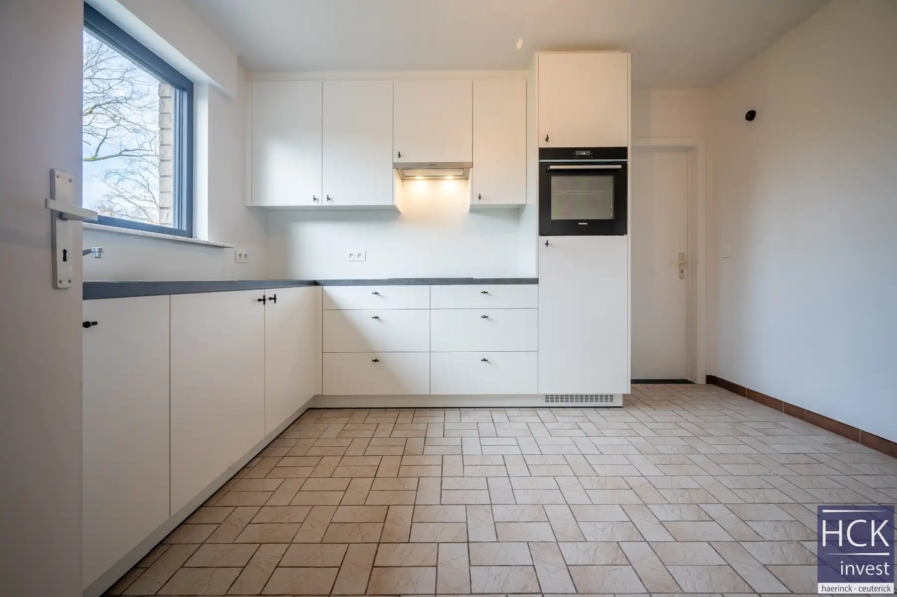 OUDENAARDE - Gerenoveerde woning met 3 SLPK aan de voet van de Koppenberg foto 11