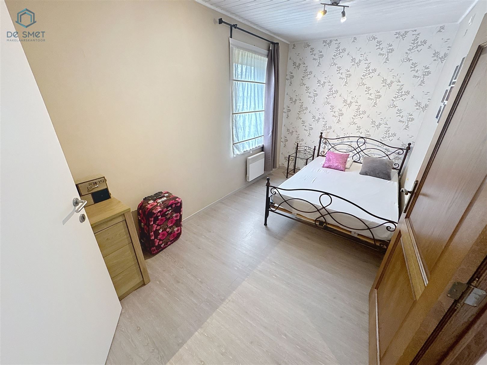 Instapklare bungalow met 3 slaapkamers, ruime tuin en veranda in hartje Moerbeke foto 20