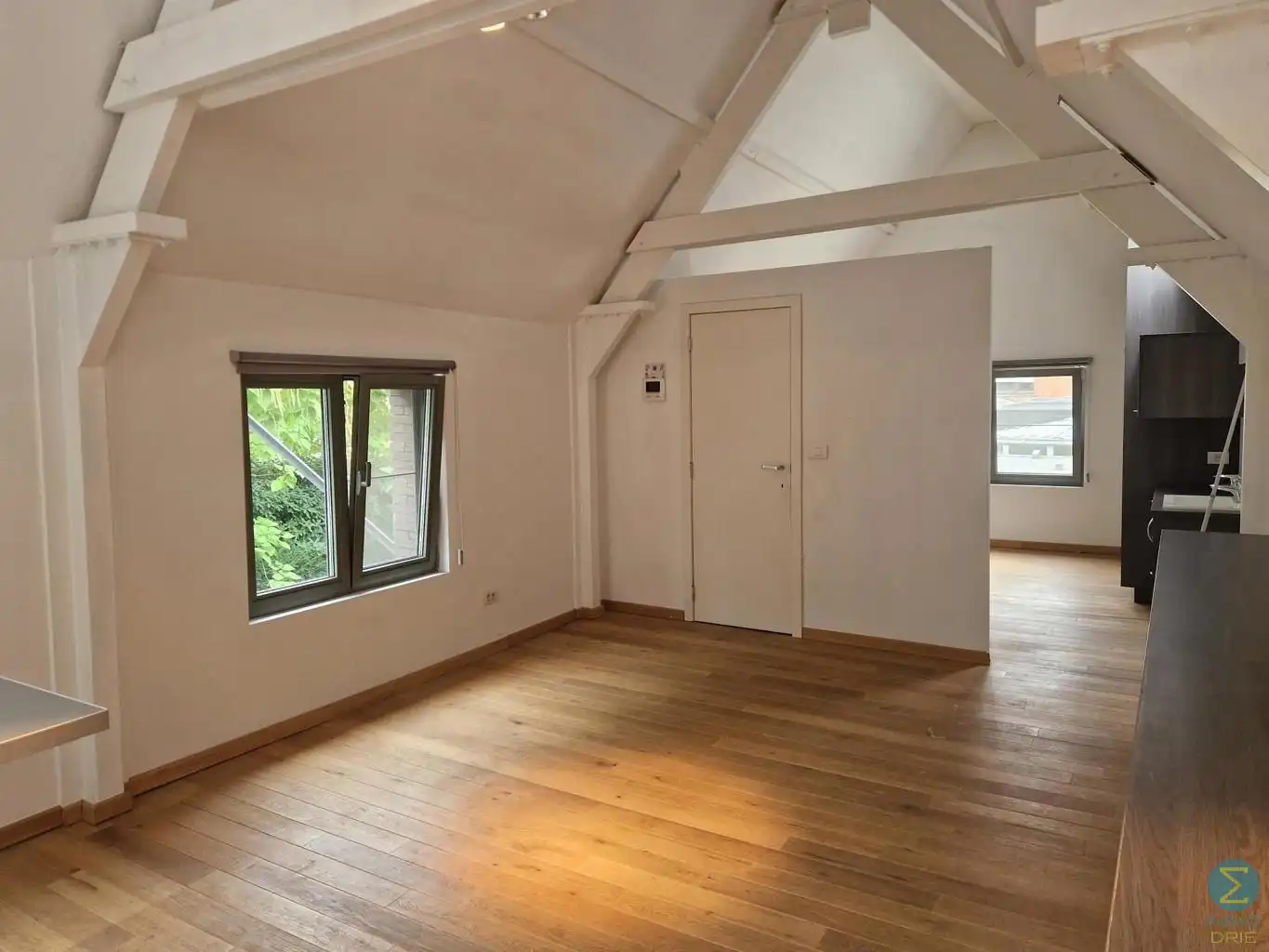 Commerciële ruimte te huur foto 15