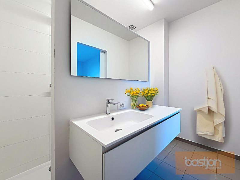 Exclusief Triplex Appartement met Dakterras in hartje Kortrijk foto 17