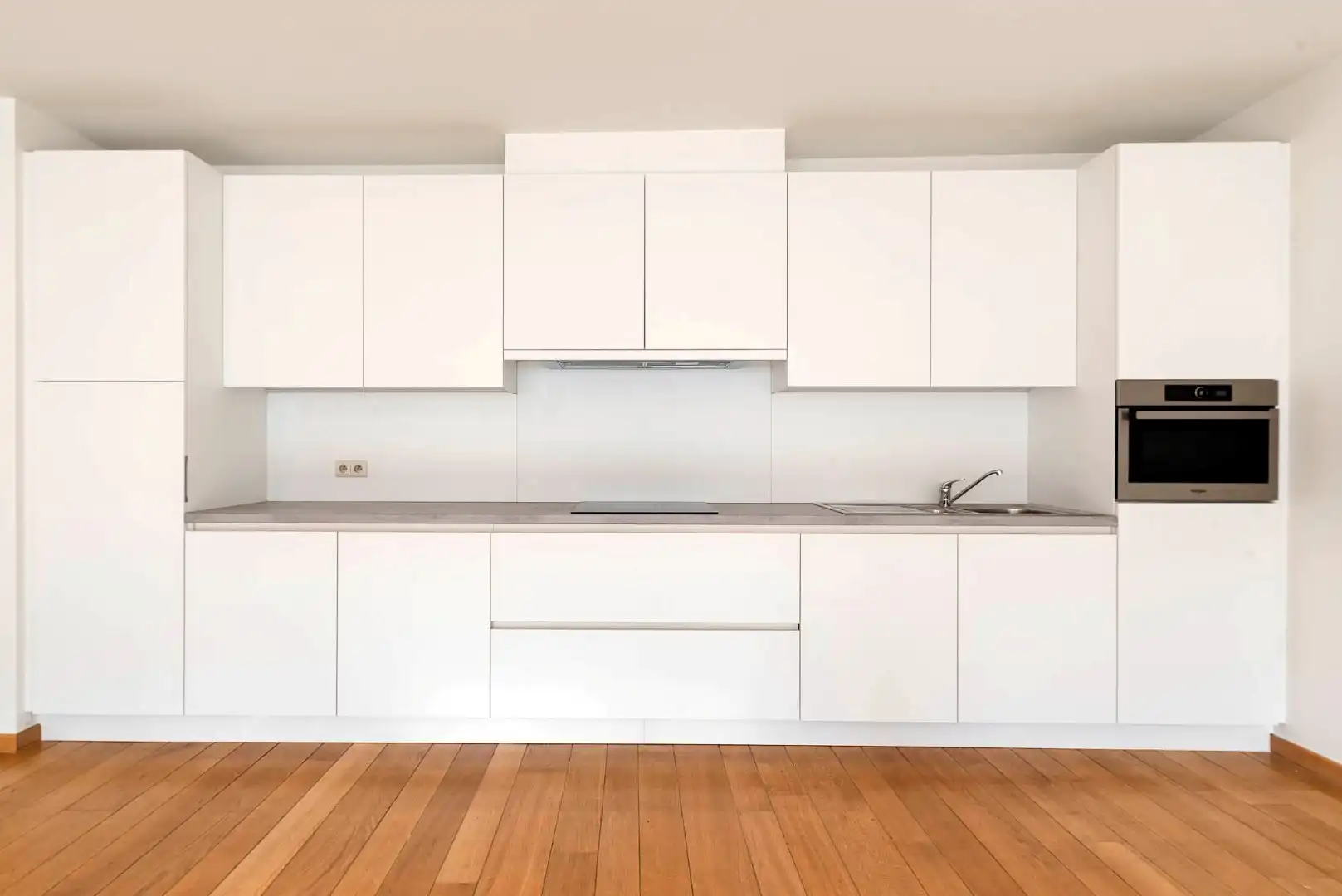 Ruim appartement in iconisch gebouw op het Zuid foto 4