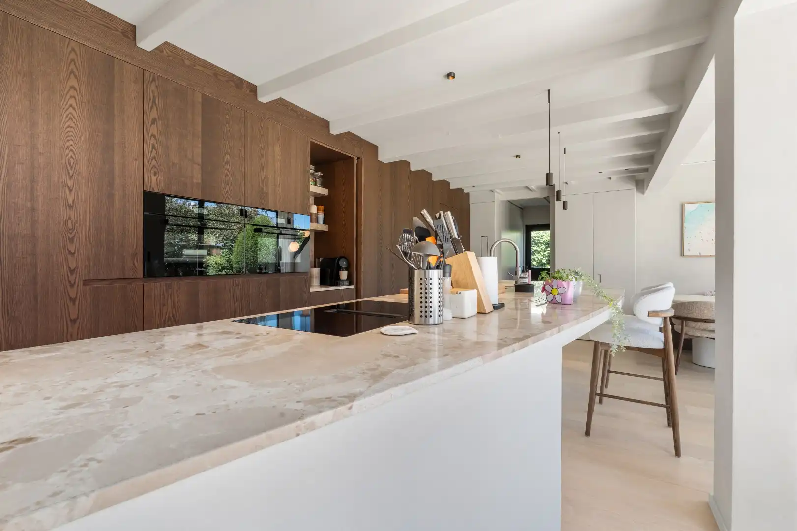 Exclusief gerenoveerde villa in een rustige doodlopende straat nabij het centrum van Knokke foto 3