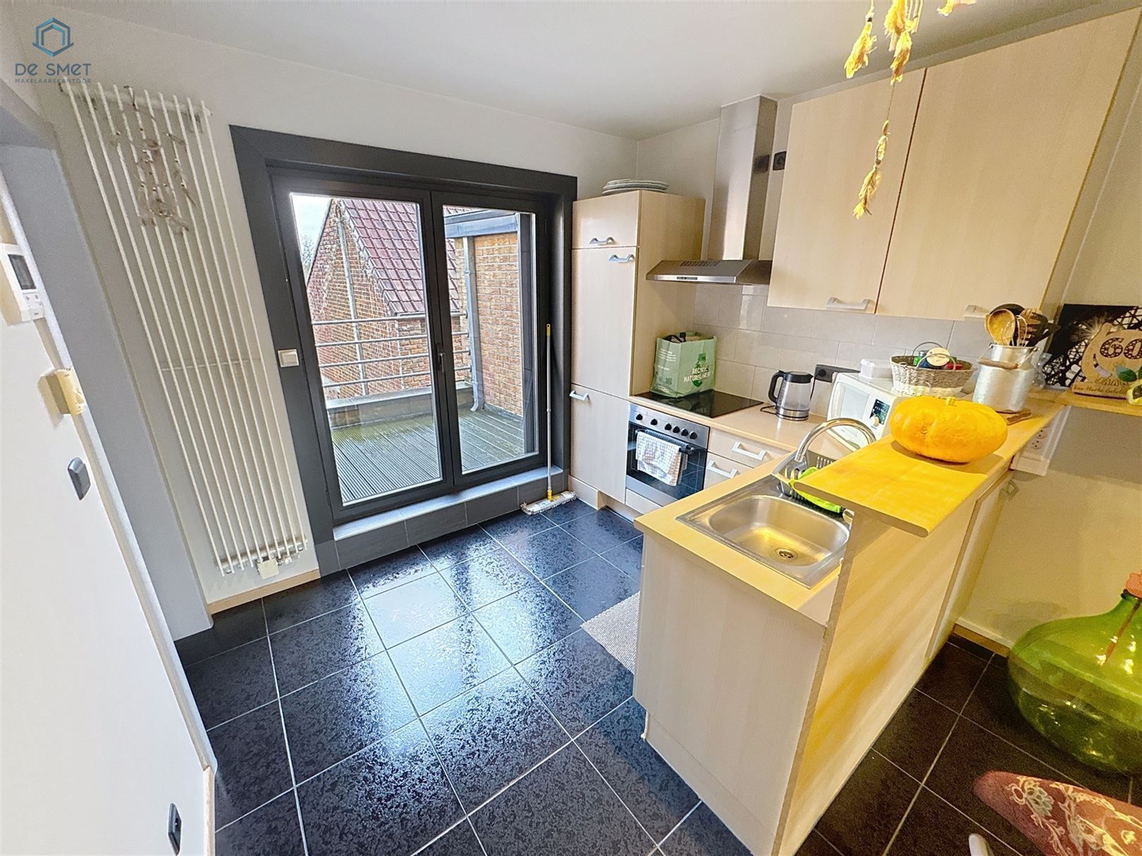 Appartement te Deftinge centrum foto 6