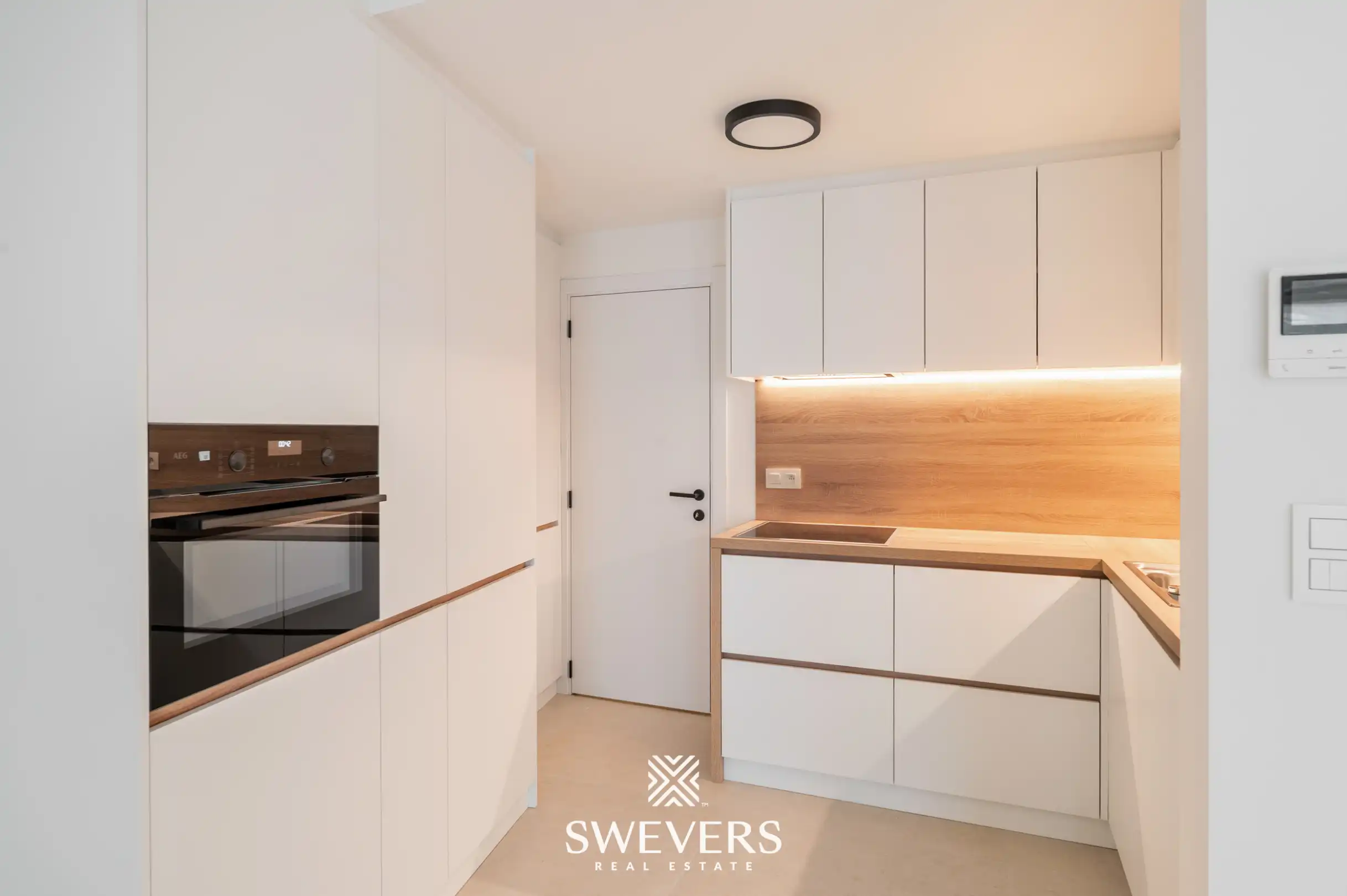 Recent gerenoveerd 2 slpk appartement met terras vlakbij centrum Hasselt foto 9