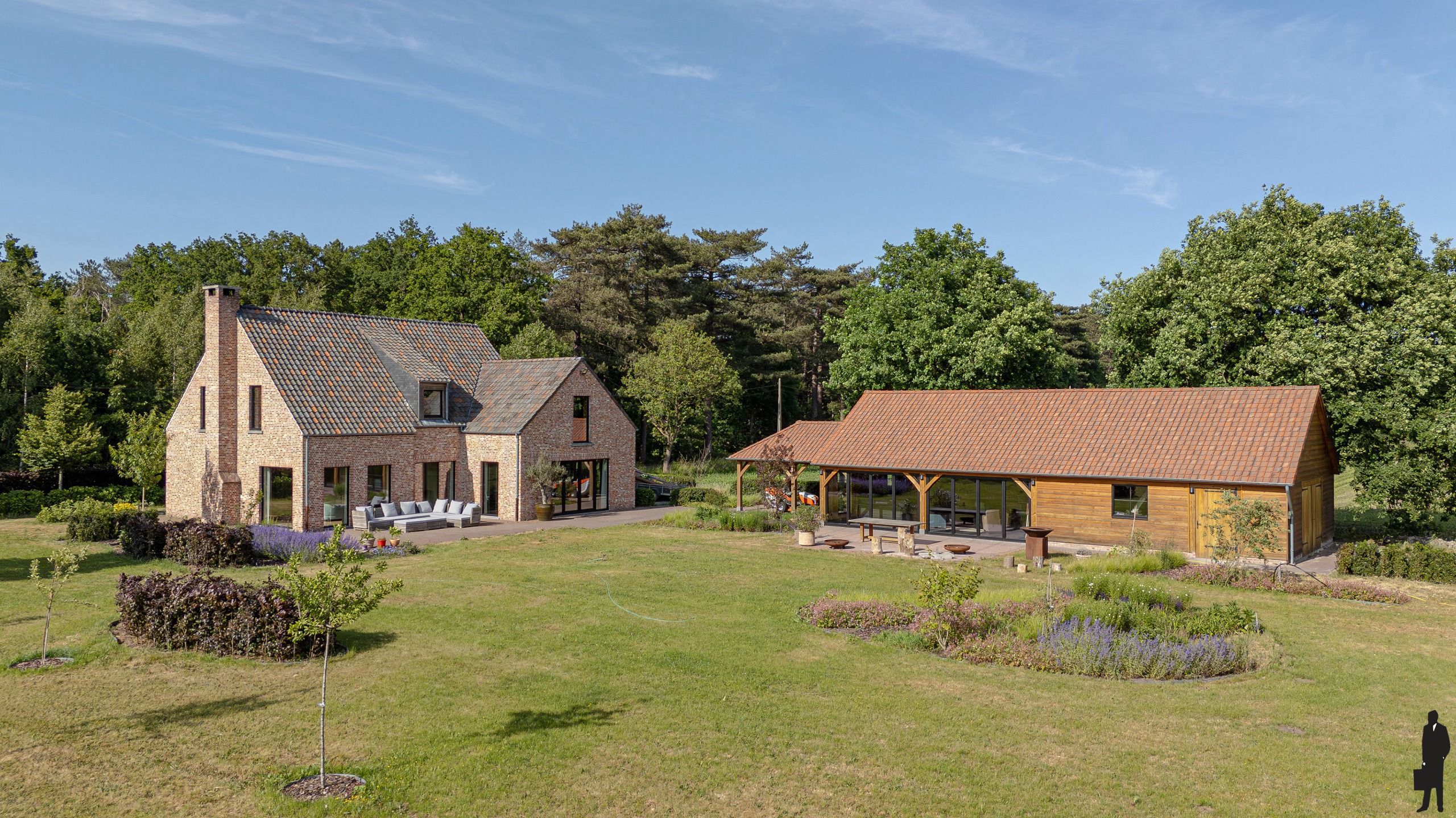 Charmante, volledig gerenoveerde villa  foto 40